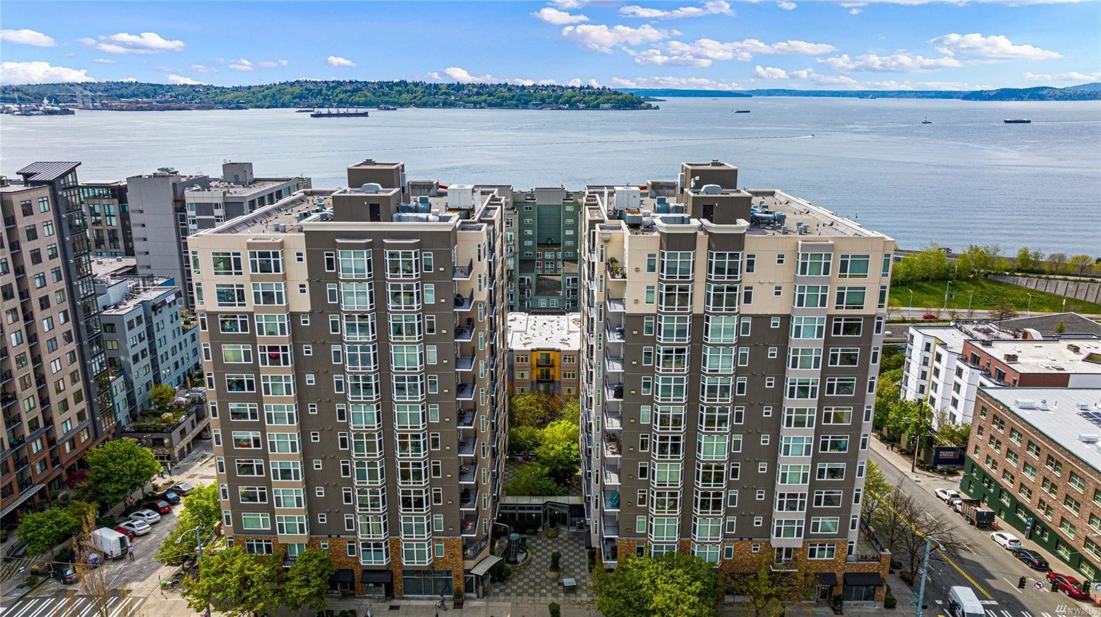 Ellington Luxury Condos For Sale The Seattle Condo Group