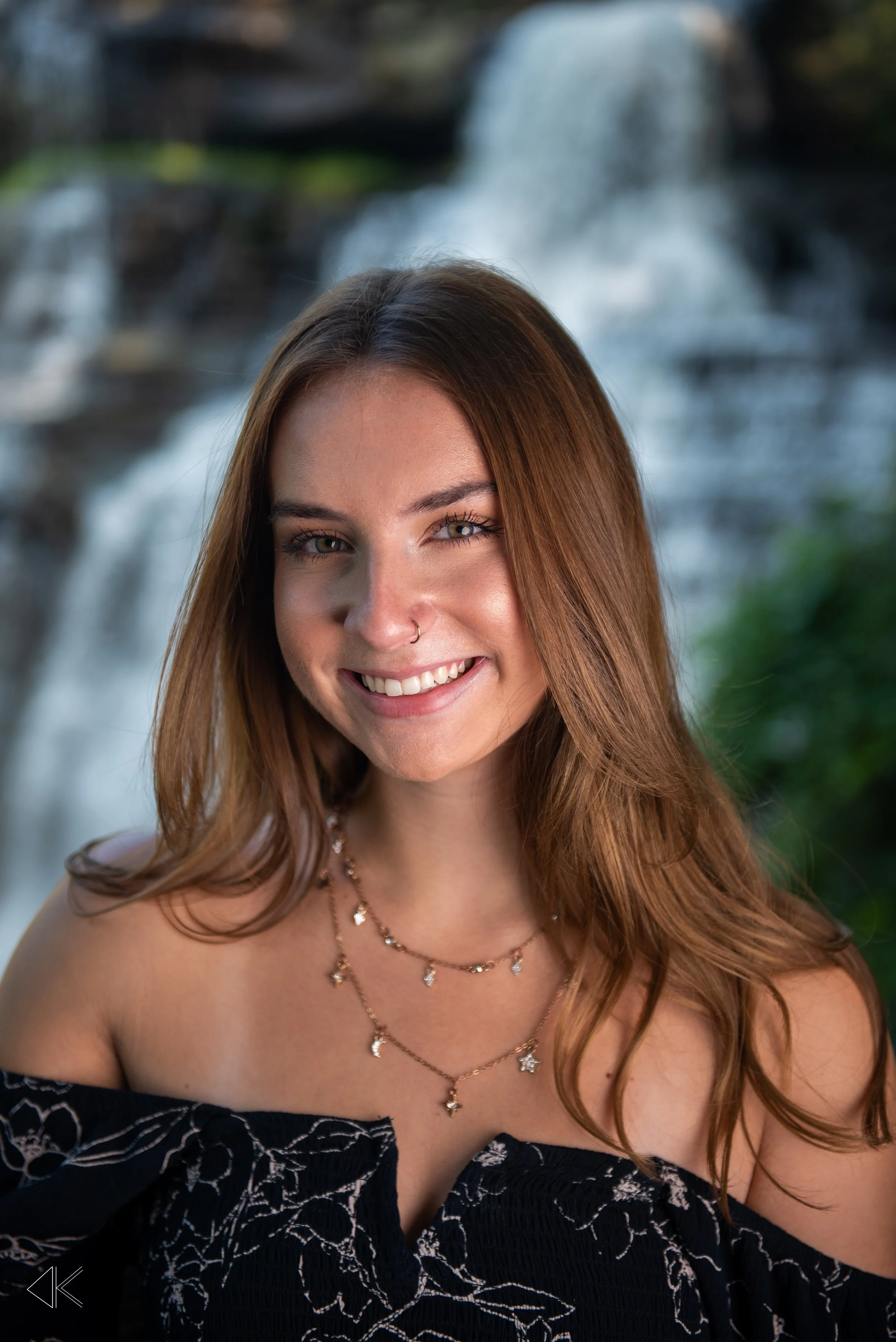 Gracie Senior Pics-9.jpg