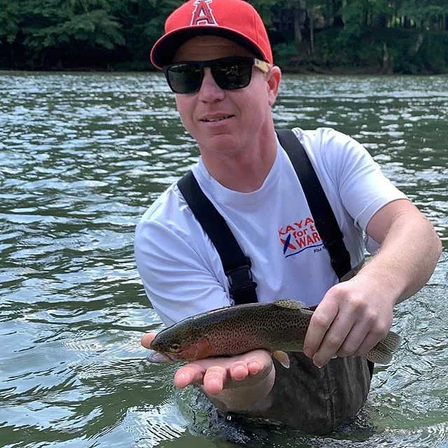 I nice hooch rainbow for this vet’s first day with a fly rod. All four vets hooked up multiple times today. Great BBQ @smokejackbbq for desert. #healingthosewhoserve #army #navy #airforce #marines #phwff #troutunlimitedvsp #flyfishing