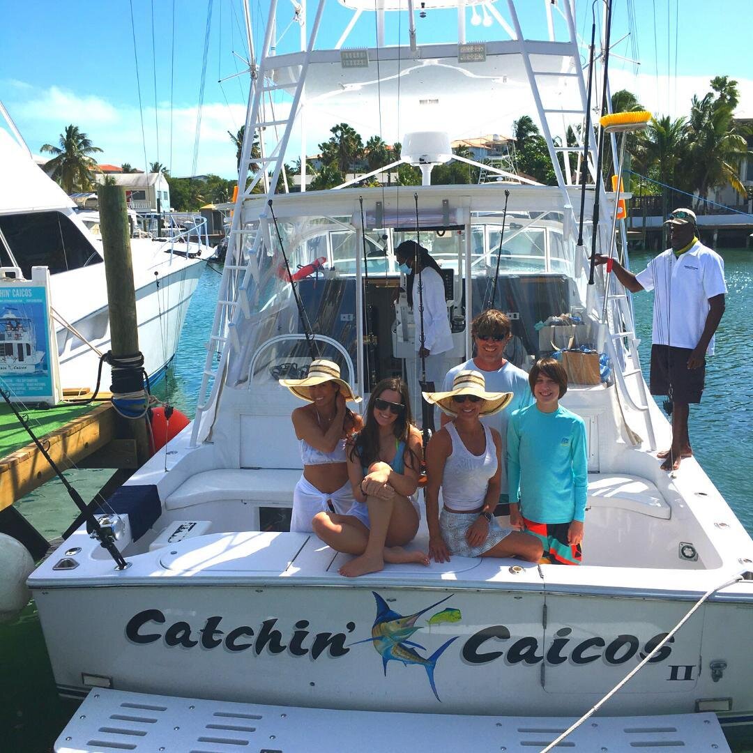 Family fun in the sun! Let's get out on these Caribbean waters! Call for your Turks and Caicos charter 649.244.2927