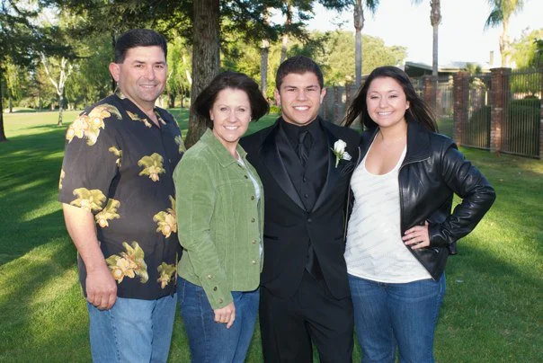 2010-05-Prom-Family-Affair.jpg
