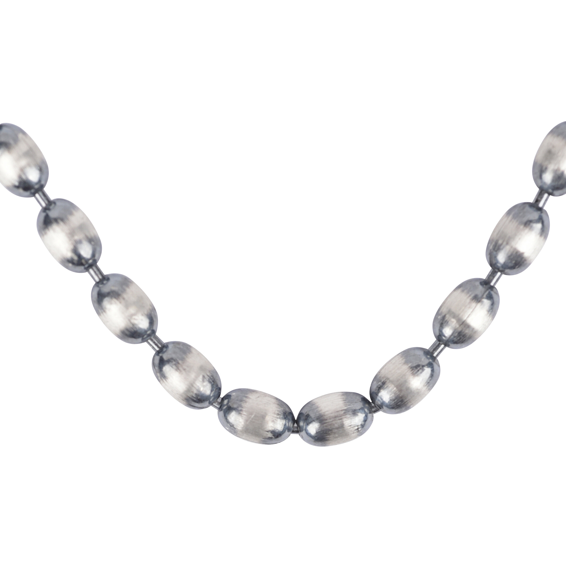 White/silver bead necklace