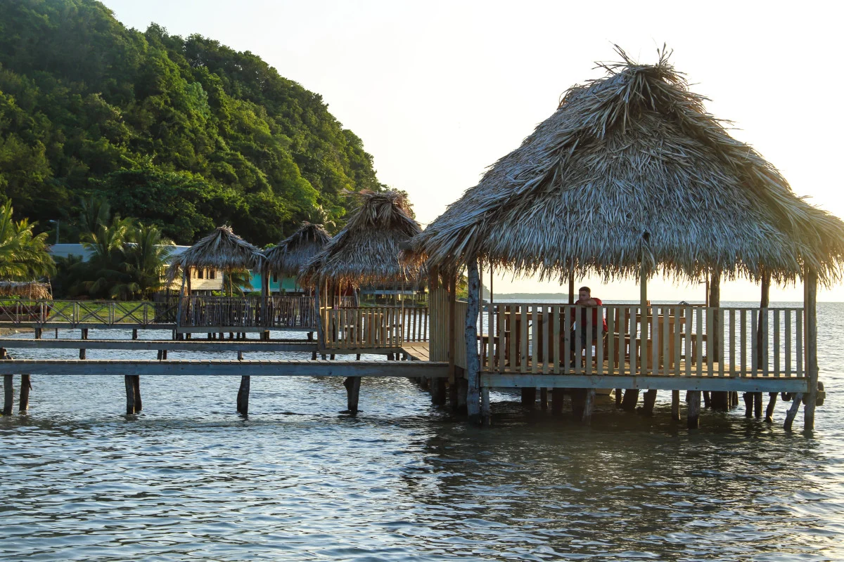 Exploring the Bay Islands off Honduras - A Short Film