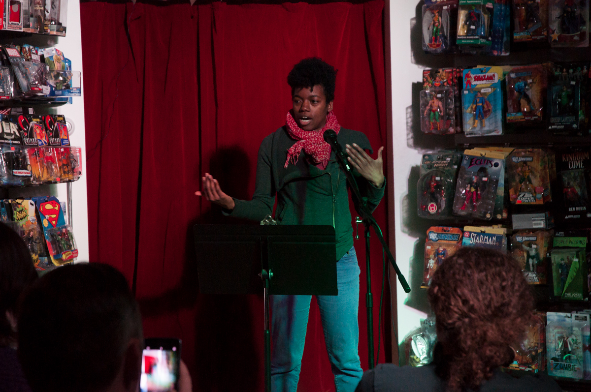 Phoebe performing at Fan Fiction Theater 2018 photo credit Imbrogna Photo