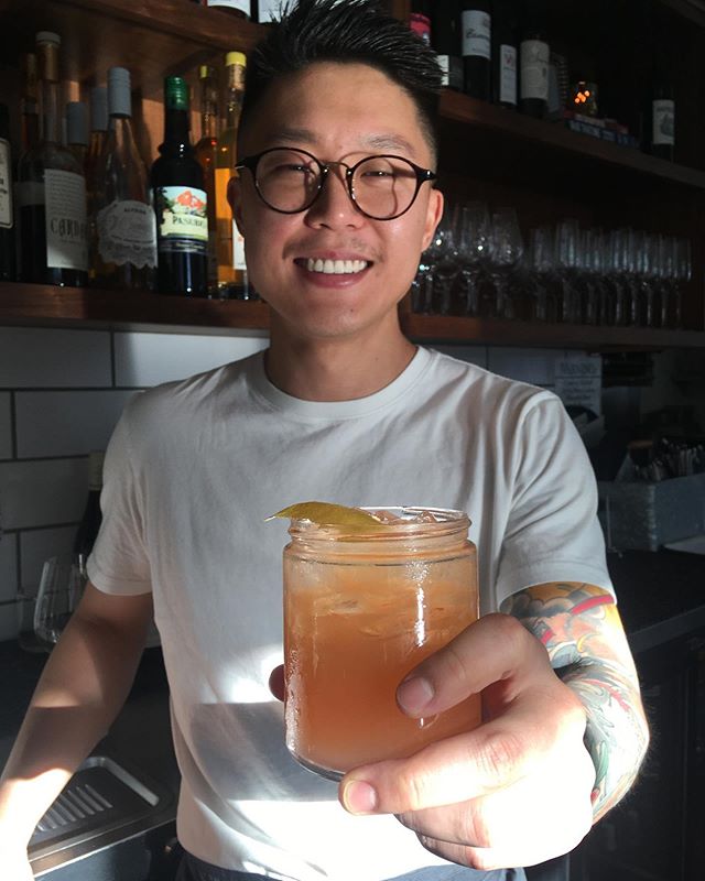 It’s Saturday, let’s drink! .
.
.
#sfrestaurants #dinesf #sonsaddition #missionsf #drink #eatersf #sfchronicle #eeeeeeats #foodie #foodiesofinstagram #lowabv #lowabvcocktails #staff #dineout #cocktailsofinstagram #drinkup #saturdaynight #yummy #moist #sanfrancisco #dranks #saturdayfunday #flex #blessed #sffoodie #foodporn #bayareaeats