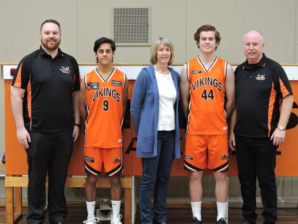 Image: Ben Walker (FFS), Connor Currey, Sharon Porteous, Sam Porteous and Craig Walker (FFS).