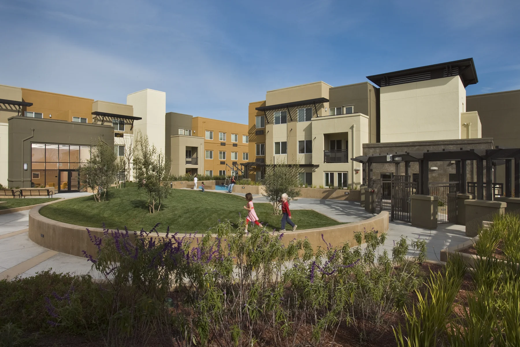 09_Courtyard.jpg