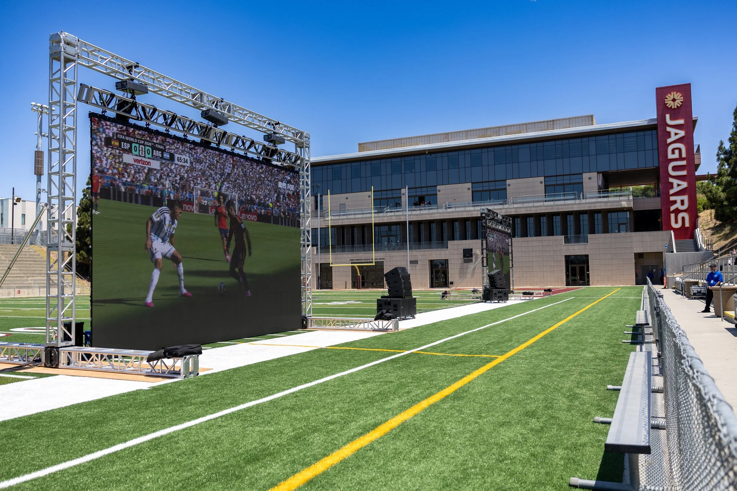 This summer, we had the opportunity to work with @thinkchulavista to help bring their vision of the World Cup Finals to viewers at @swc_college! Backed by 3 21'x13' @infiled ARK2 LED Walls, and the power of @dbtechnologies VIO system, SDEP was able t