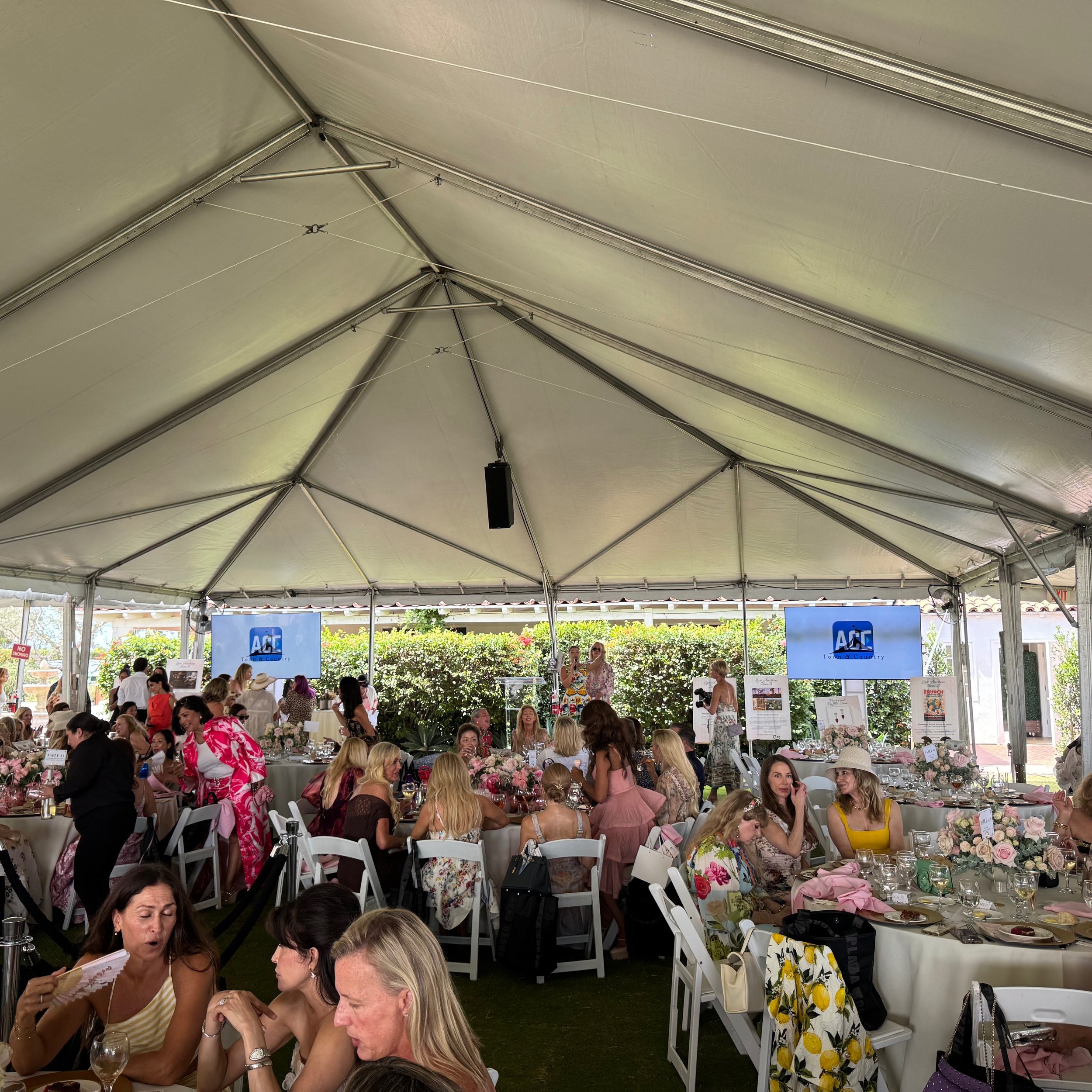 ✨ MONDAY SPOTLIGHT | Art of Fashion 👗

San Diego Event Pros was proud to be part of Art of Fashion at the beautiful Inn at Rancho Santa Fe!

Our team helped bring the event to life with professional audio and video production, supporting an incredib