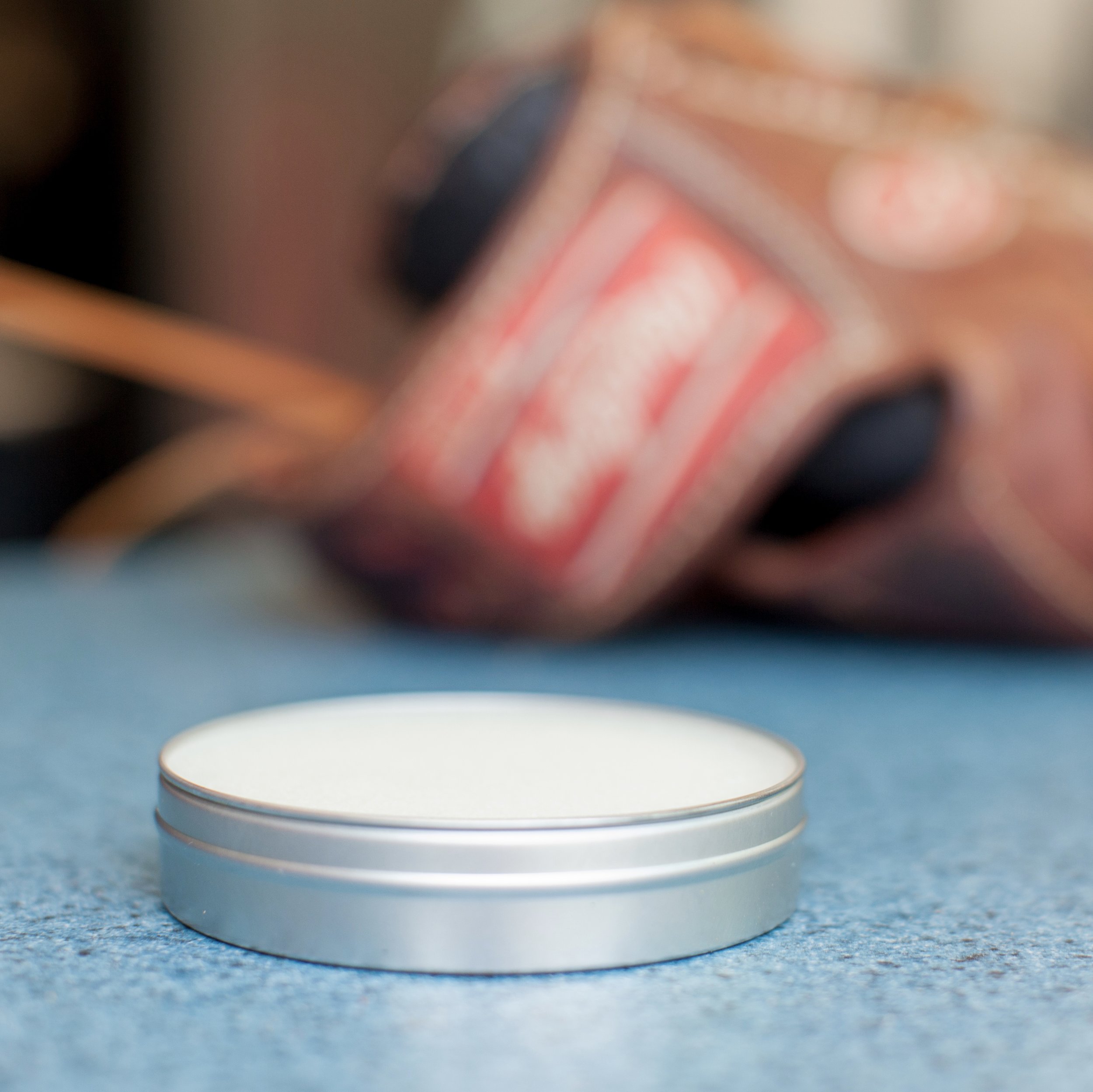 glove conditioner