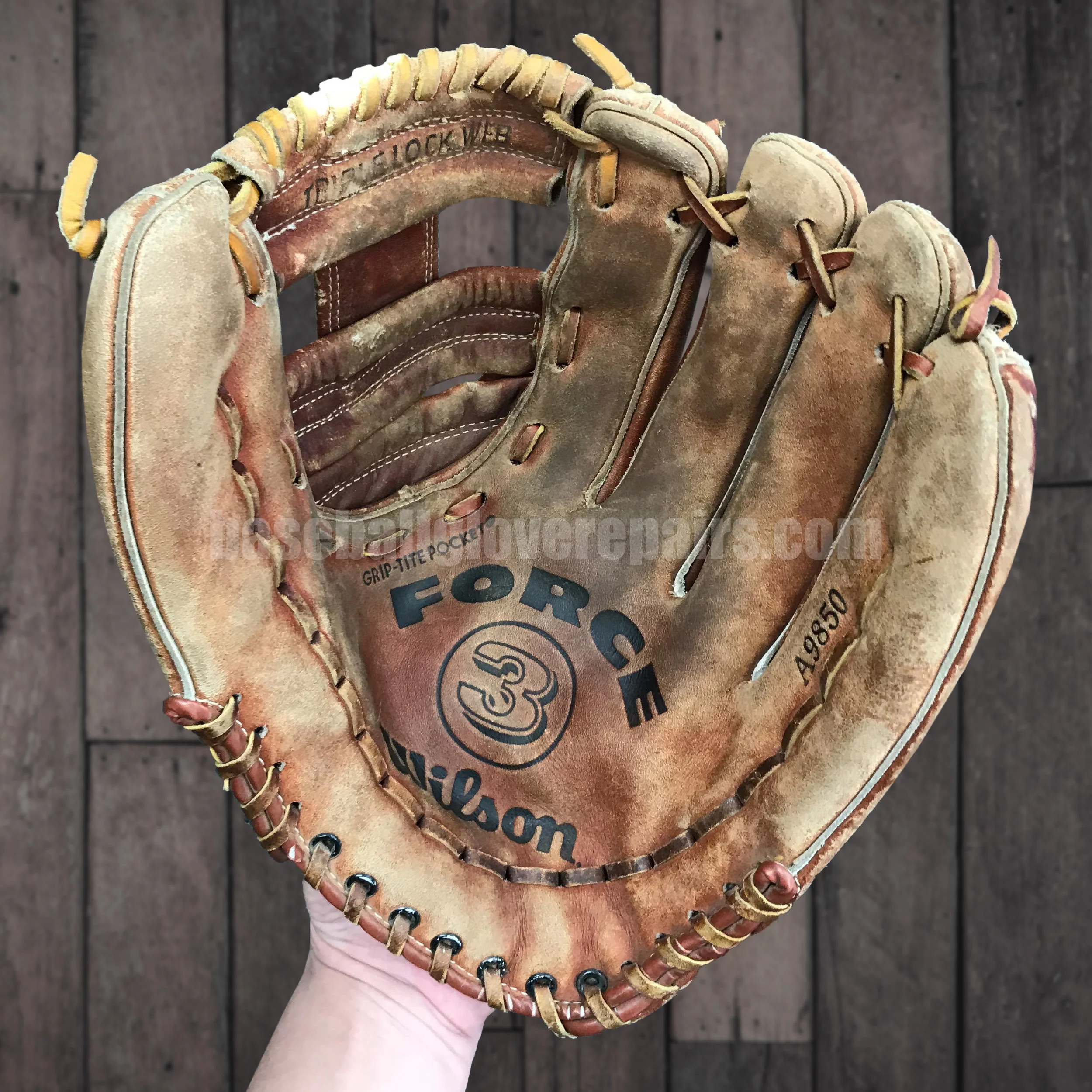 baseball mitt relacing