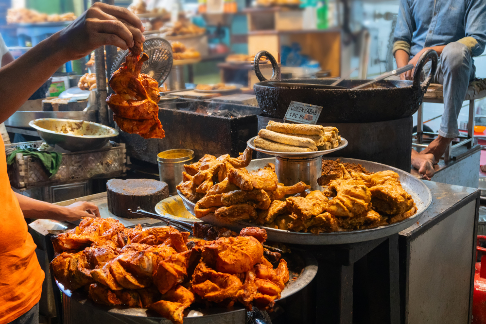 restaurant+serving+tasty+Indian+cuisine.jpeg