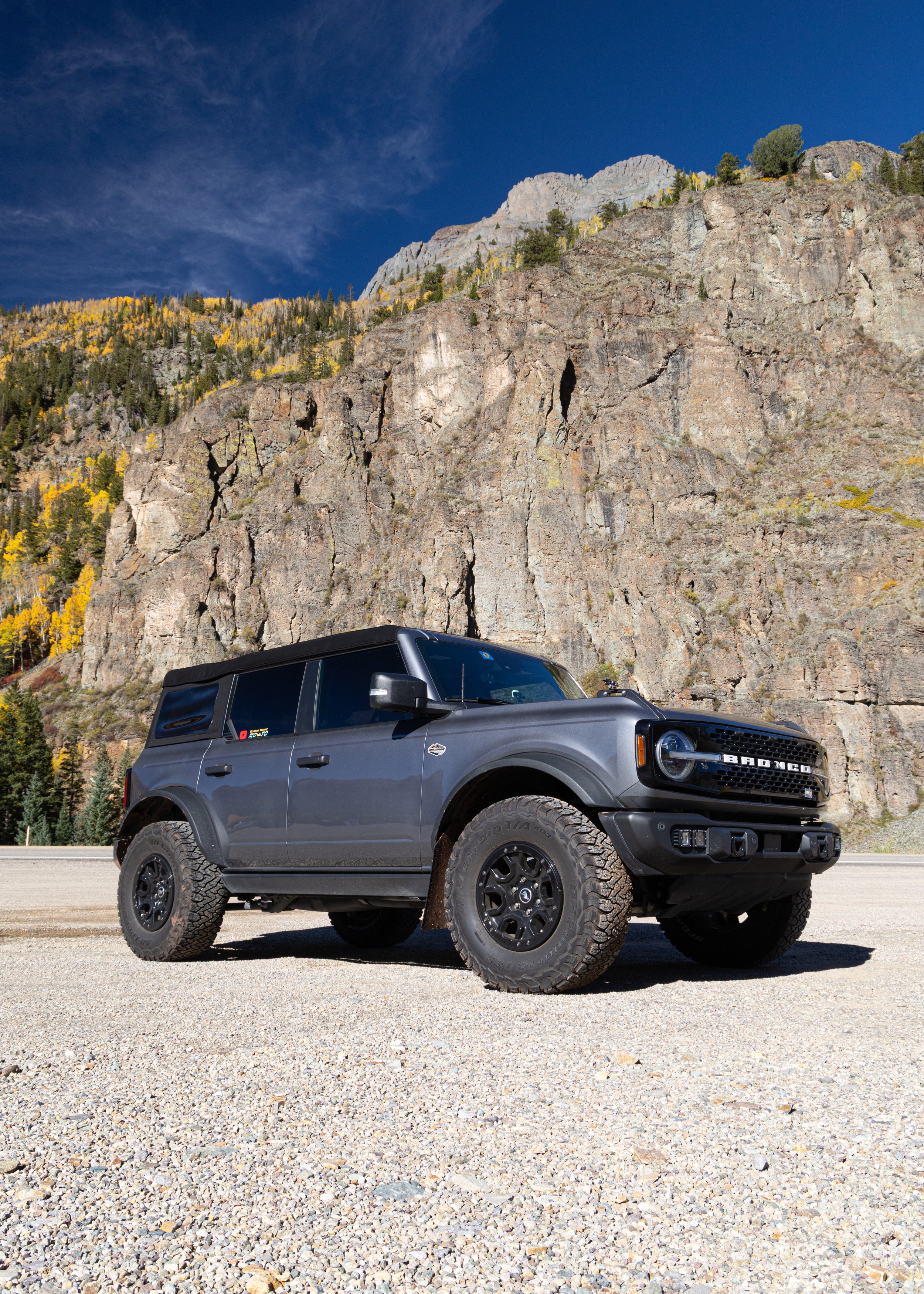  Here, the native Bronco… no doubt searching for the morning’s adventure. 