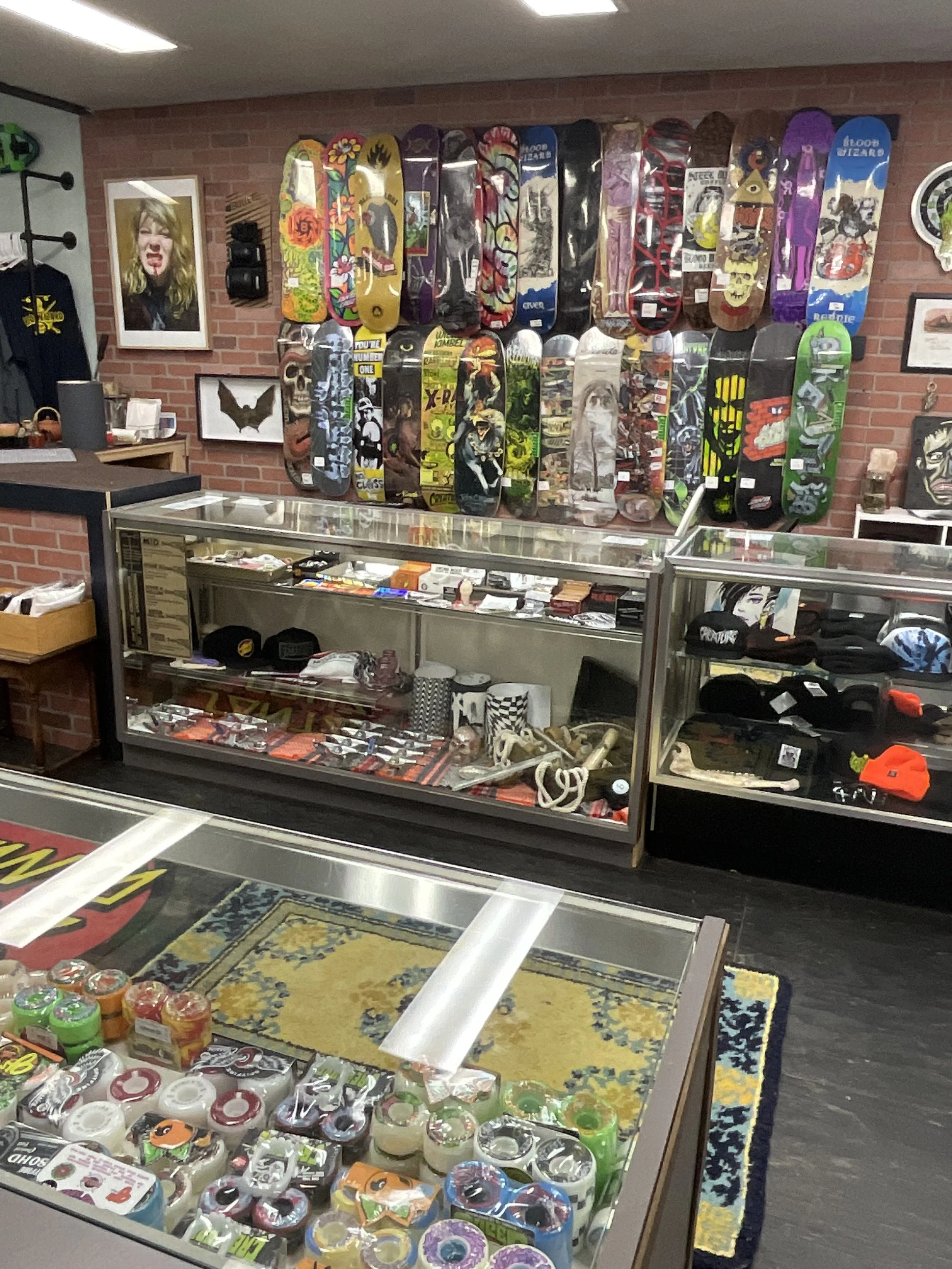 Black n' Blue Tattoo & Skate Shop