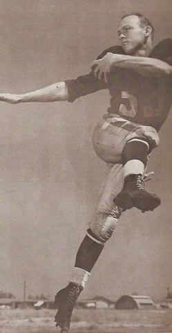 Jerry Williams '42 Pro Football Player