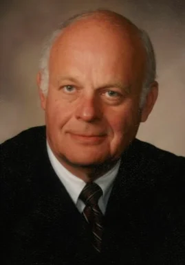 Justin Quakenbush '47 Federal Judge