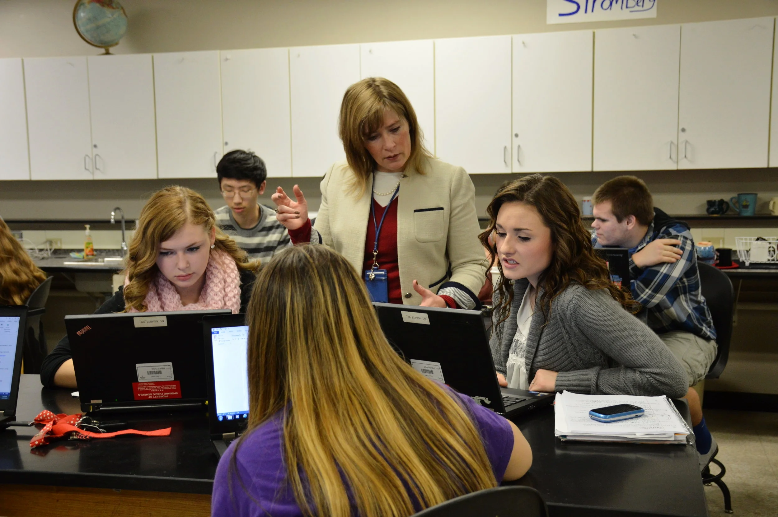 junior-capstone 1st per (14).JPG