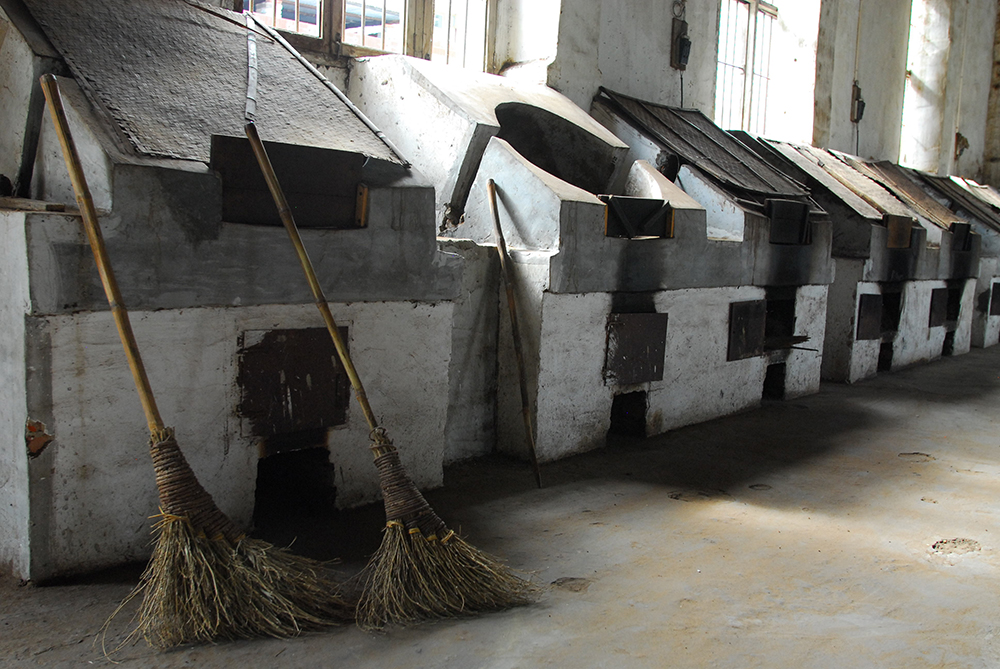 Drying ovens at Xitou processing centre web.jpg