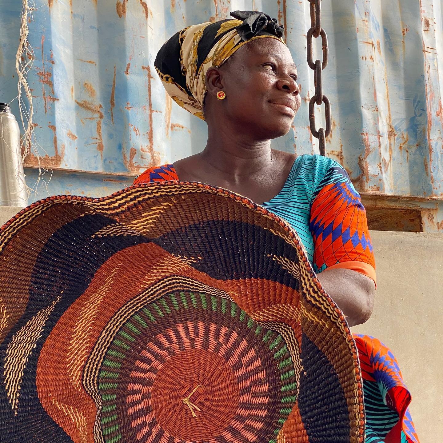 S L O W&nbsp; made wonder of the world... 😍 Baba Tree Basket Co. have been preserving the basket-weaving culture of the Gurunsi people in Bolgatanga in Ghana for over 15 years. They work closely with over 250 artisans, each trained by elders with sk