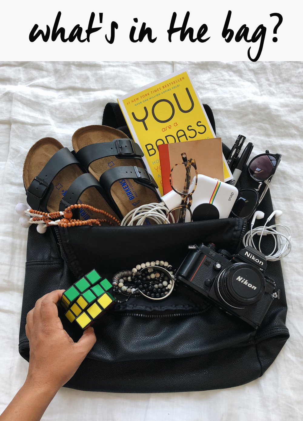 WHAT'S INSIDE MY TRAVEL BAG