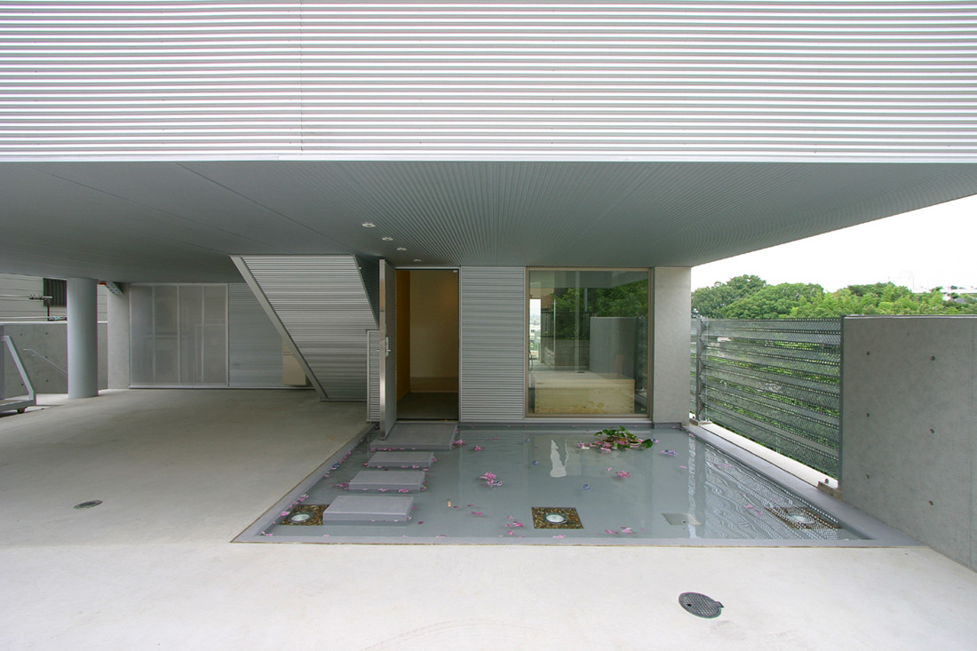 M House