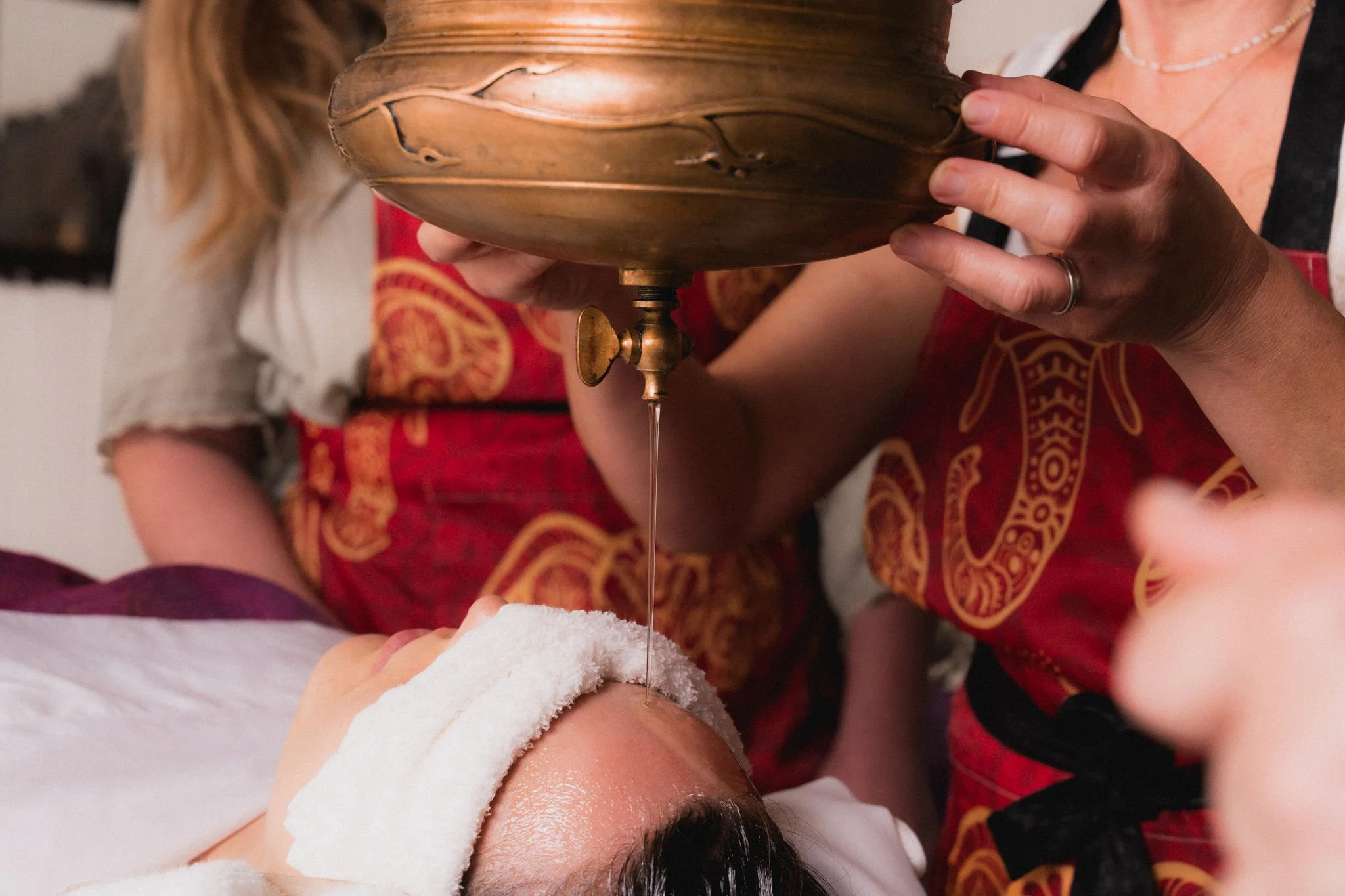 Ayurveda panchakarma training shirodhara