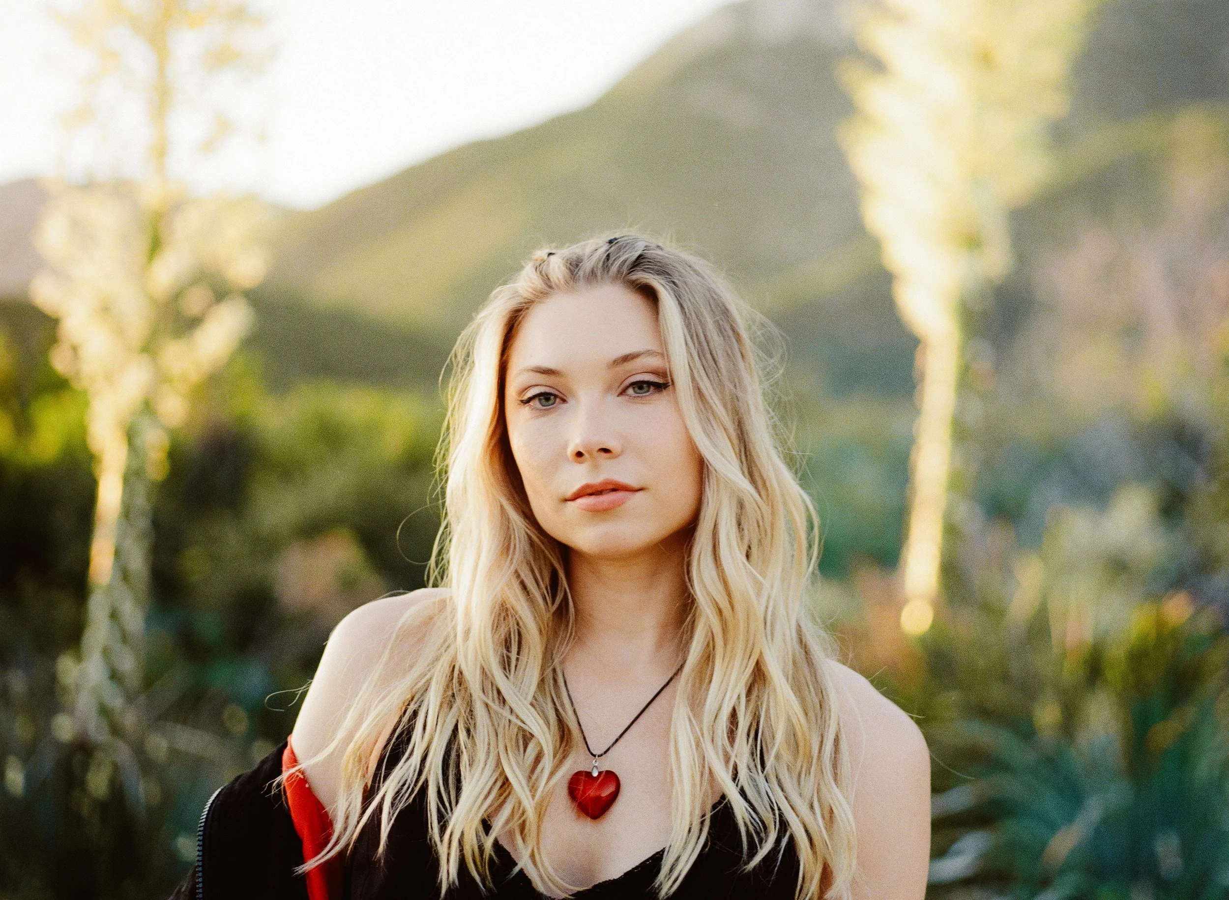 Laur Elle Headshot.jpeg