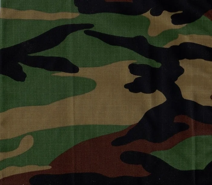 ROK Woodland: The ROK woodland pattern is heavily inspired by the American M81 woodland camouflage, but with a slightly more vibrant colour scheme to suit Asian summer vegetation. The ROK woodland pattern was issued from the 1990s through the early 2010s to all branches of the service until it was subsequently replaced by the aforementioned digital patterns.