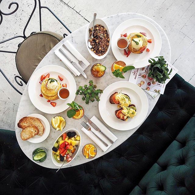 @millykr x @pimmsgb #brunch. Countdown to the weekend behins now! #pimmsoclock #pimmsbrunch #regram