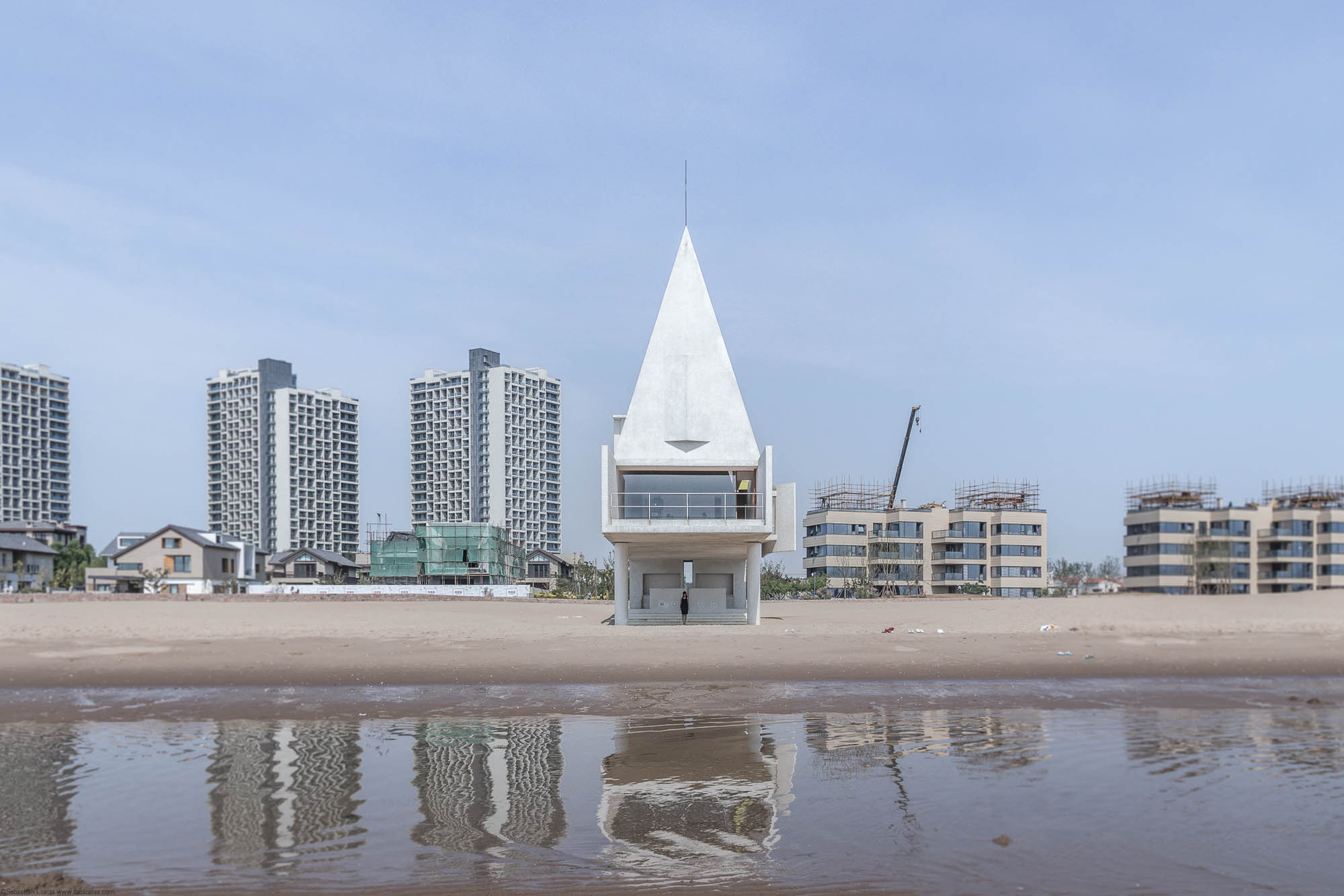 Seashore Chapel by Vector Architects
