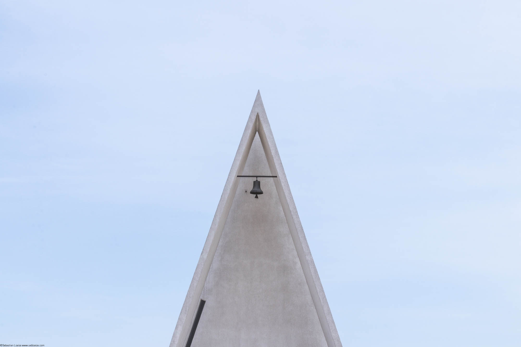 Seashore Chapel by Vector Architects