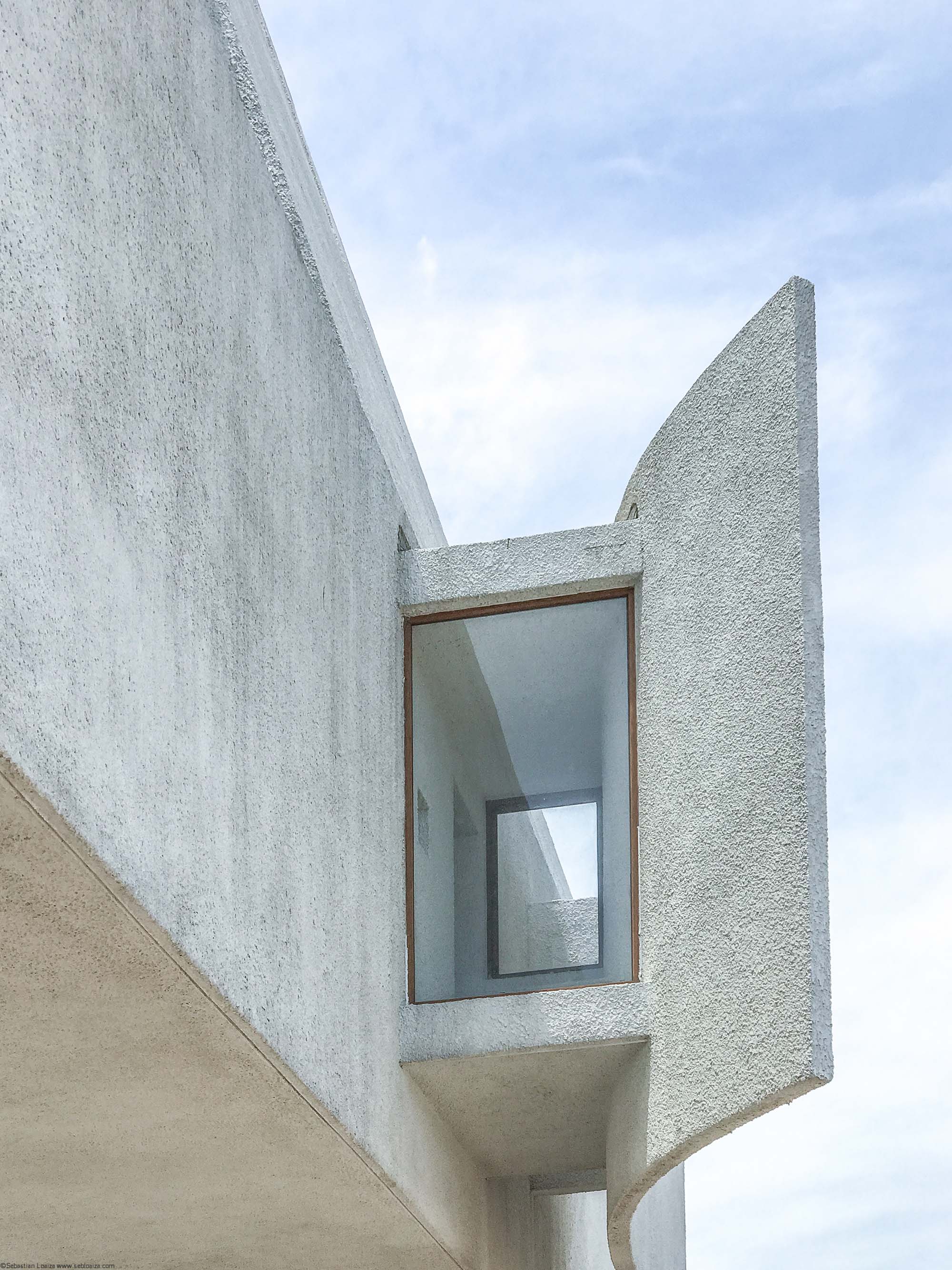 Seashore Chapel by Vector Architects