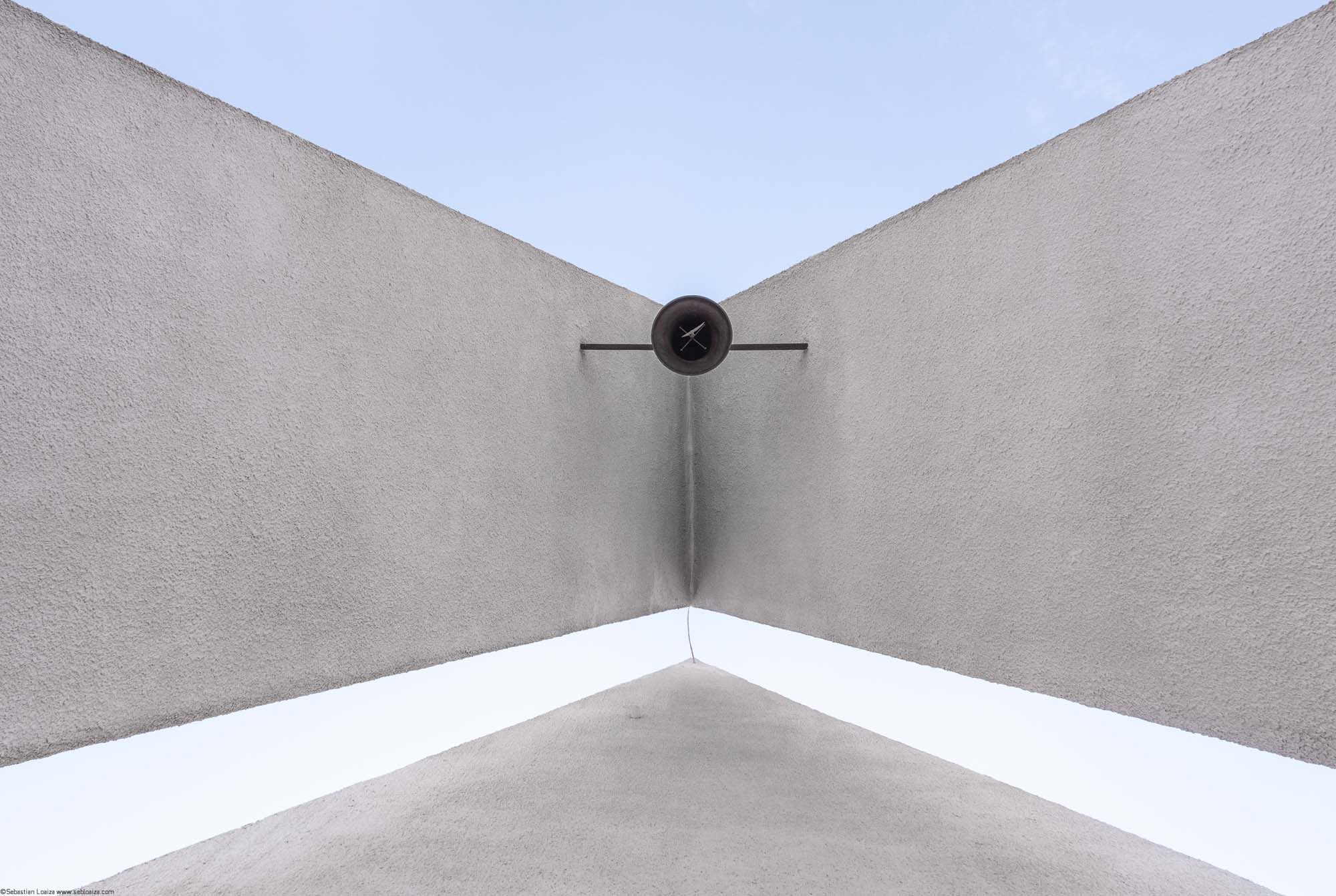 Seashore Chapel by Vector Architects