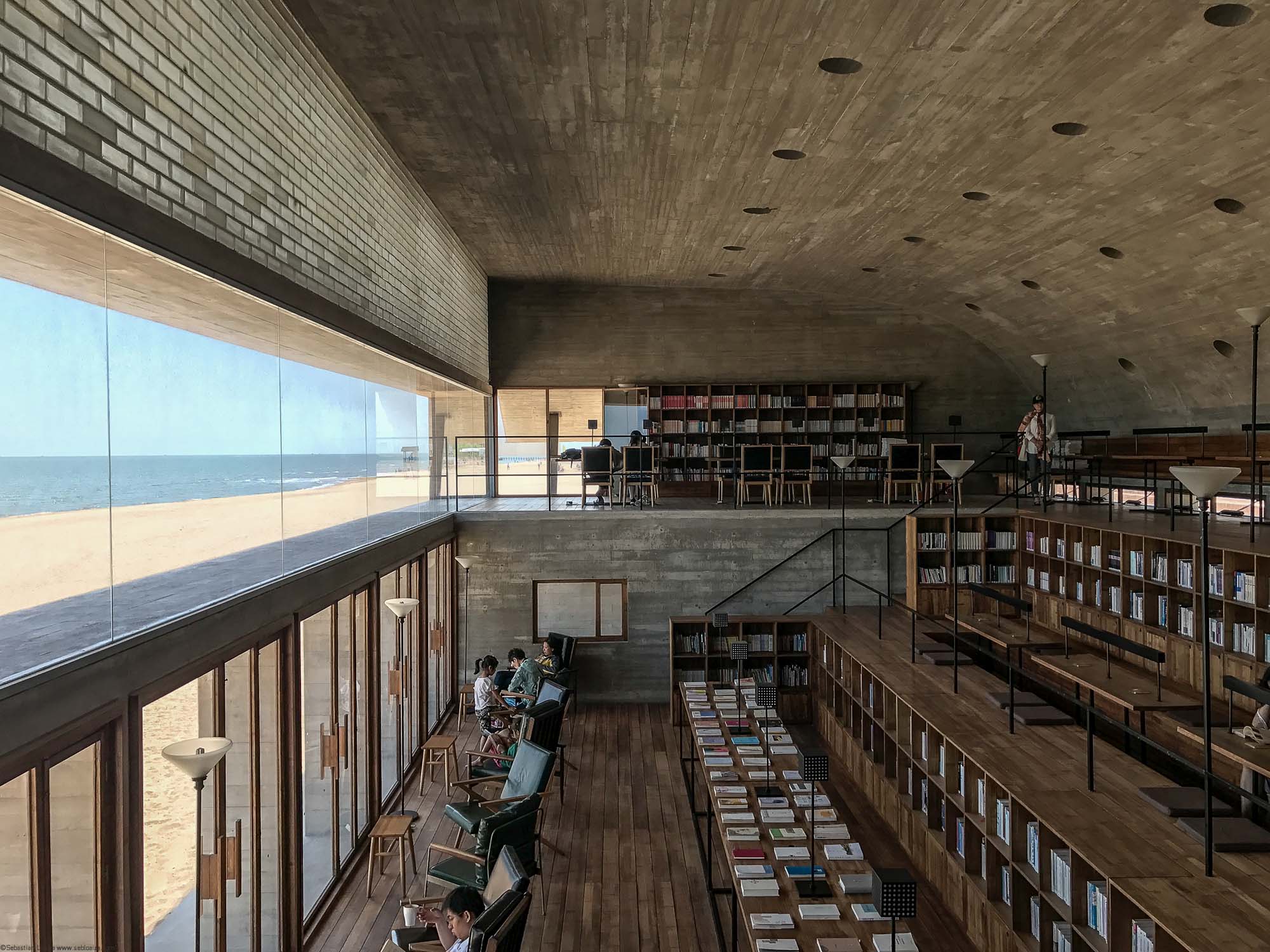 Seashore Library by Vector Architects