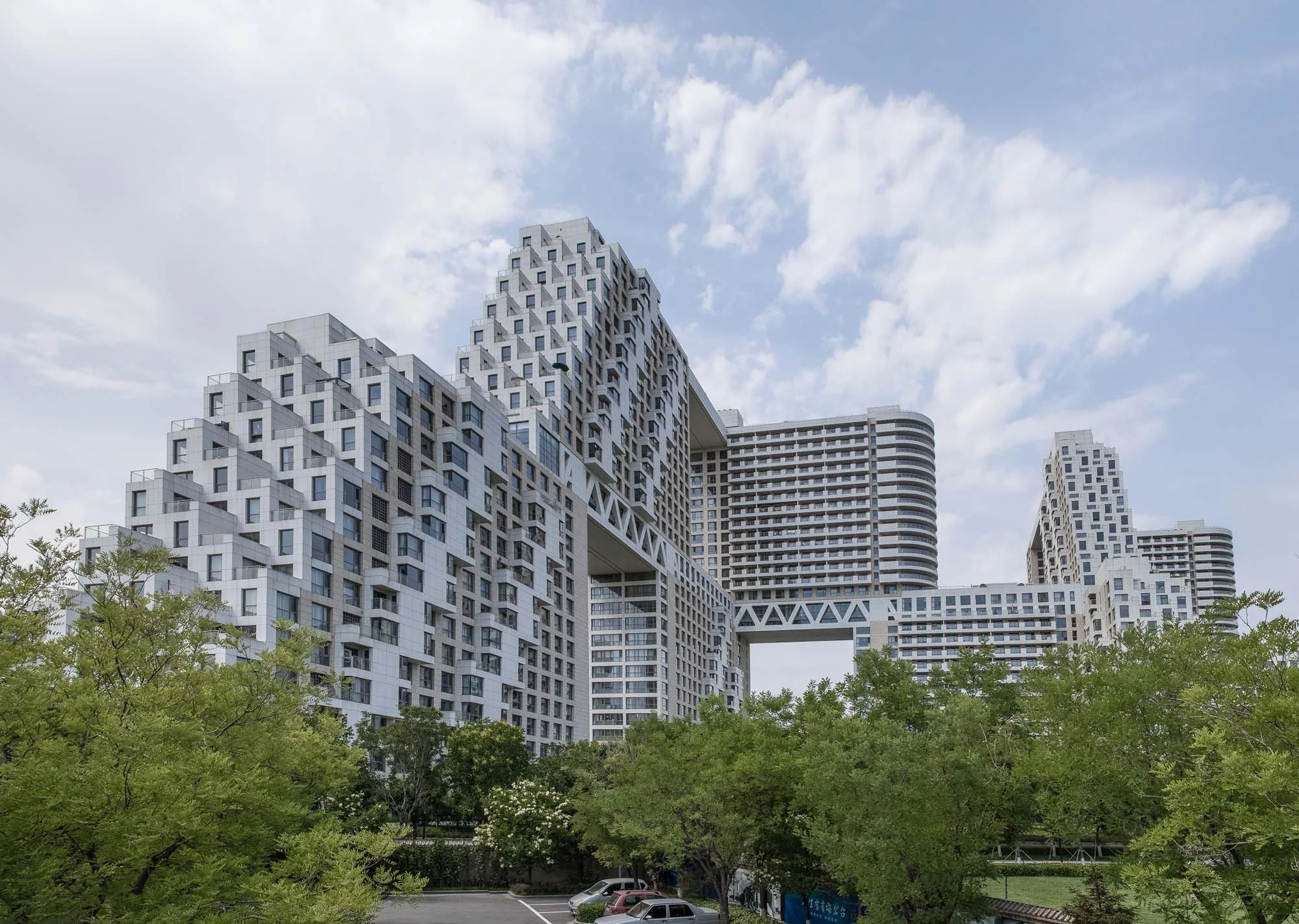Golden Dreams Bay by Moshe Safdie