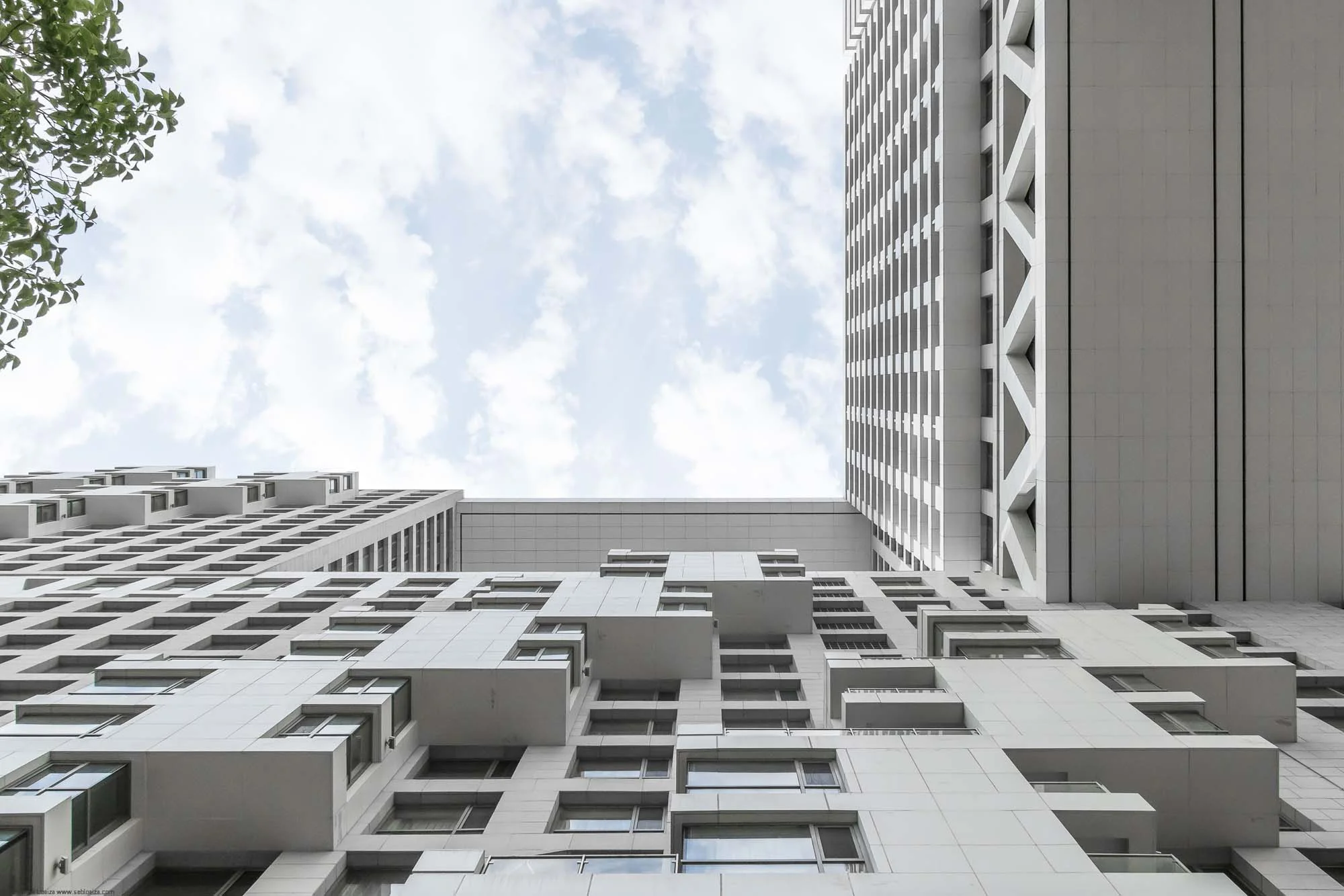 Golden Dreams Bay by Moshe Safdie