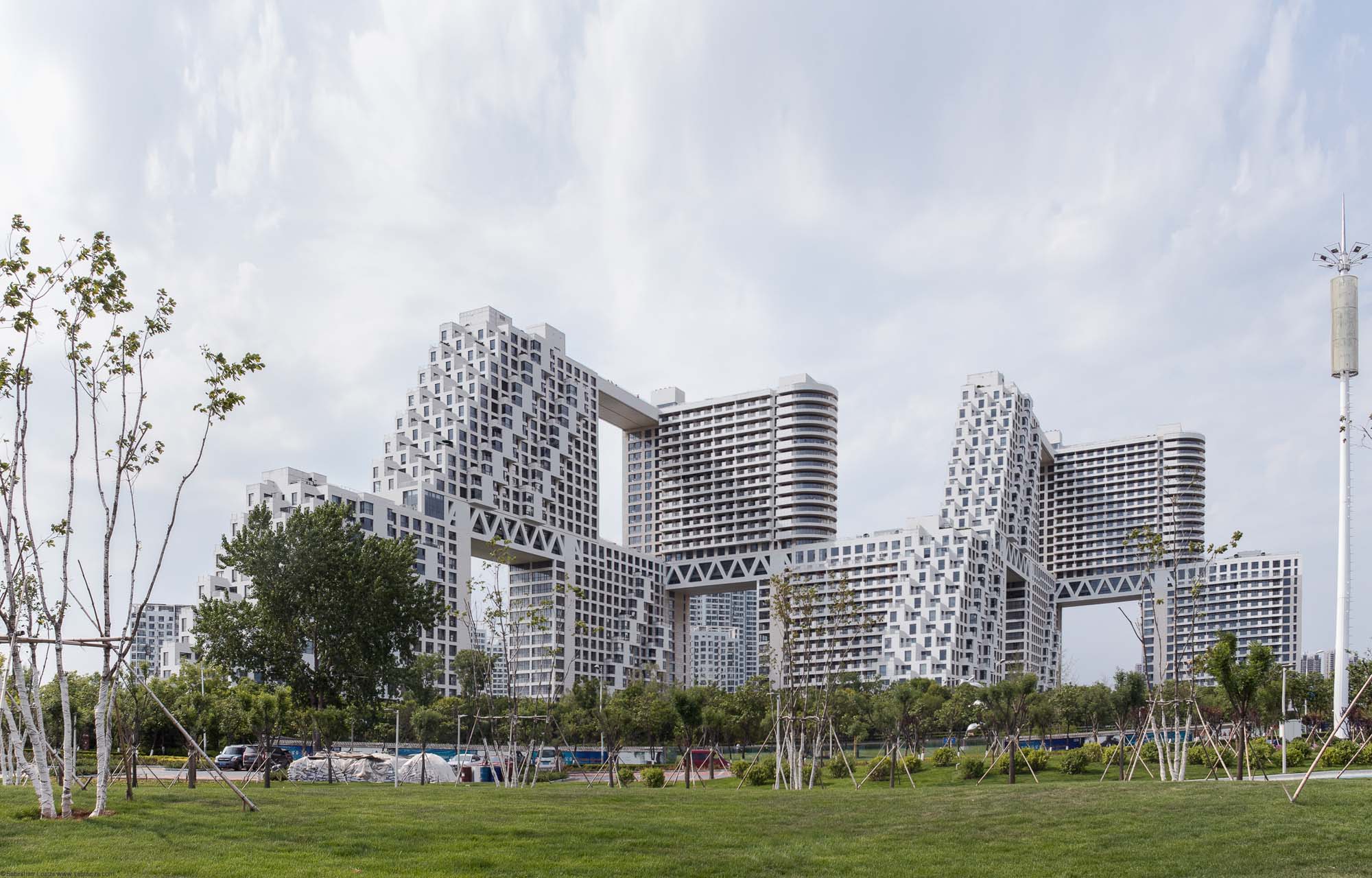 Golden Dreams Bay by Moshe Safdie
