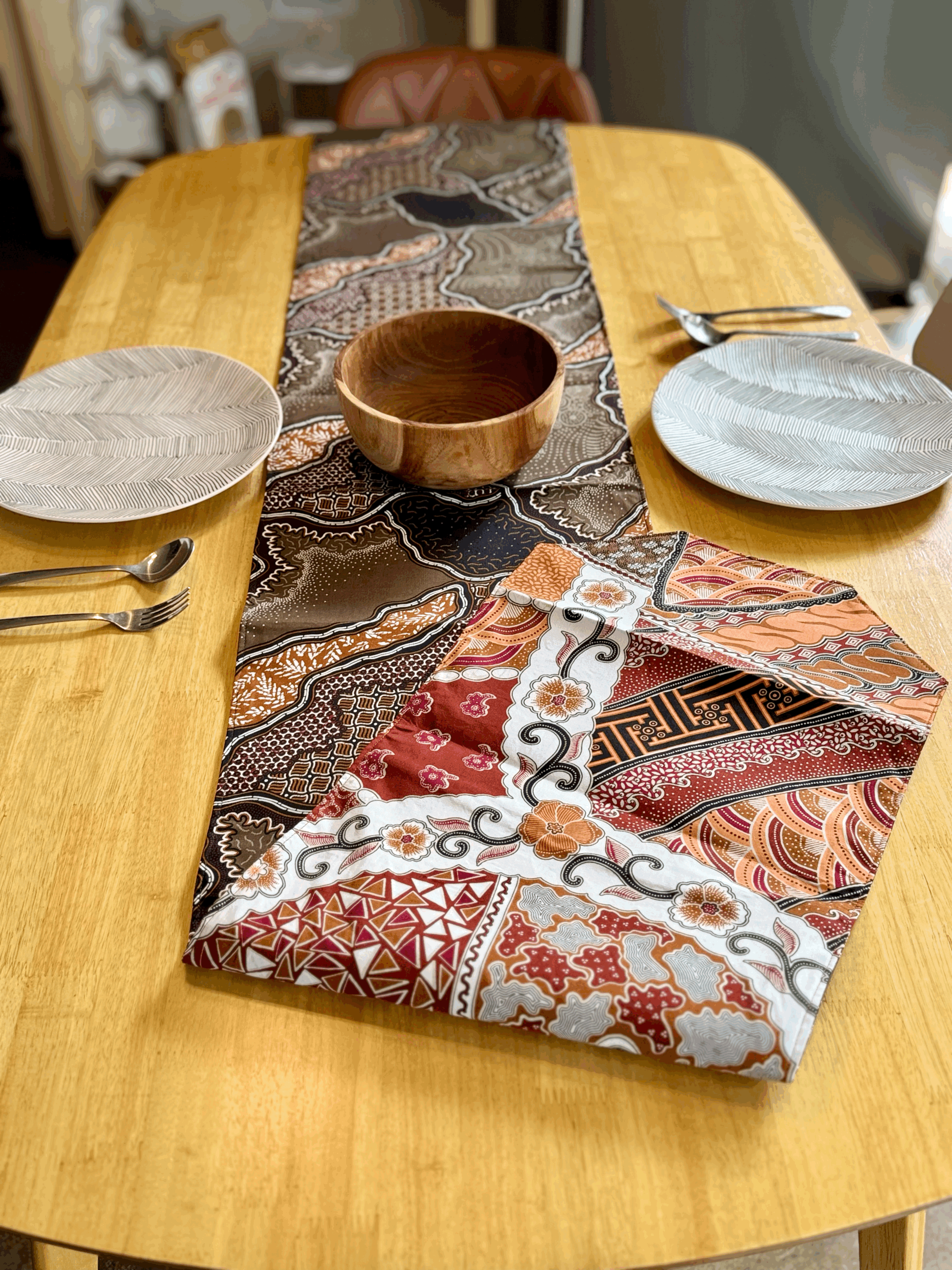 Fall Theme Reversible Table Runner