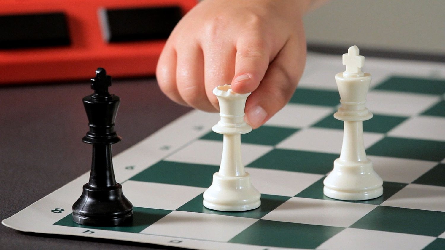 ChessKid Lessons: Queen 8, King and Rook Mate