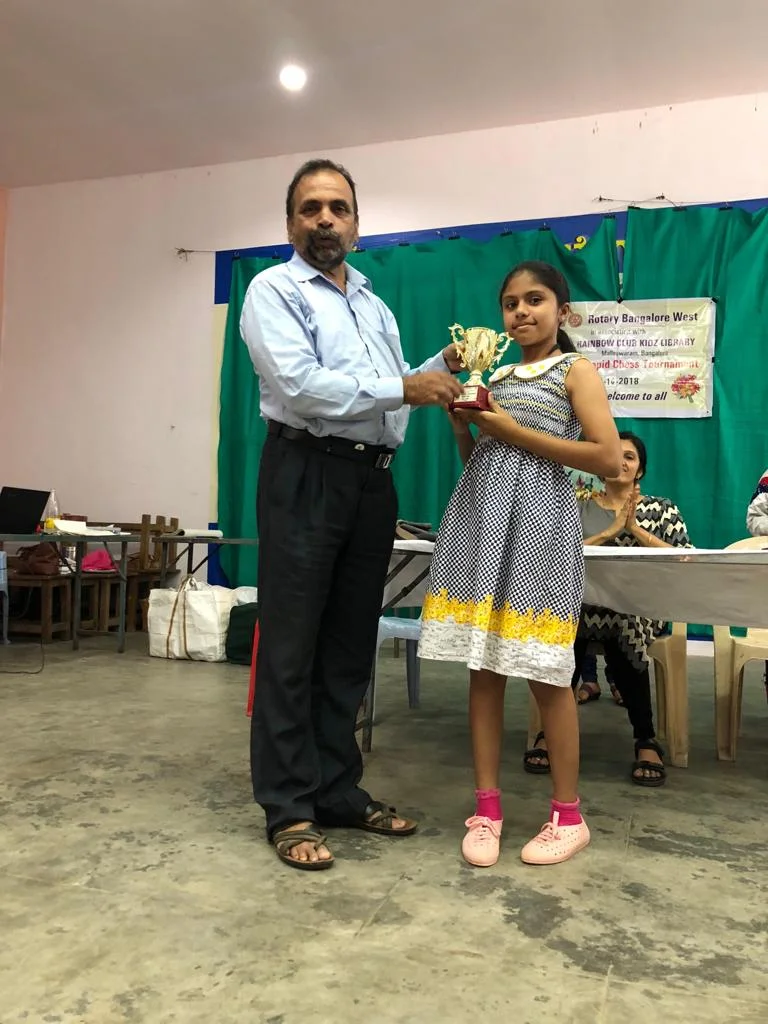 Congratulations to Dhriti Jade for securing 1st Prize in the U10 Girls Category of the Rainbow Kidz Chess Tournament held in Bangalore