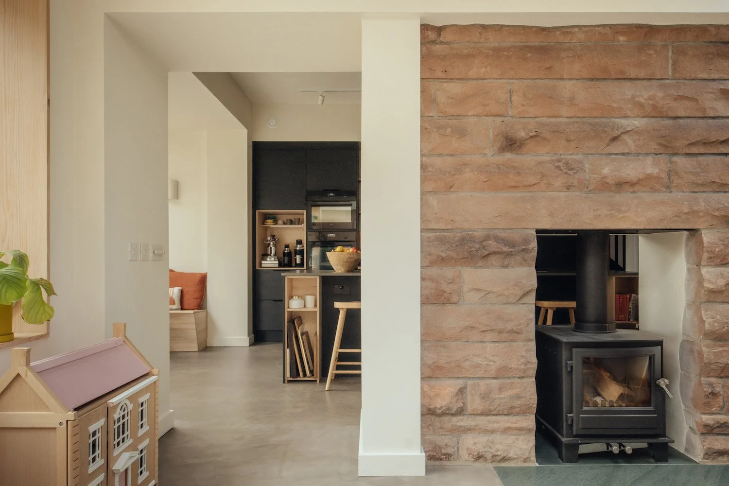 OldRedHouse-JimStephenson-45 WebRes_Edit.jpg