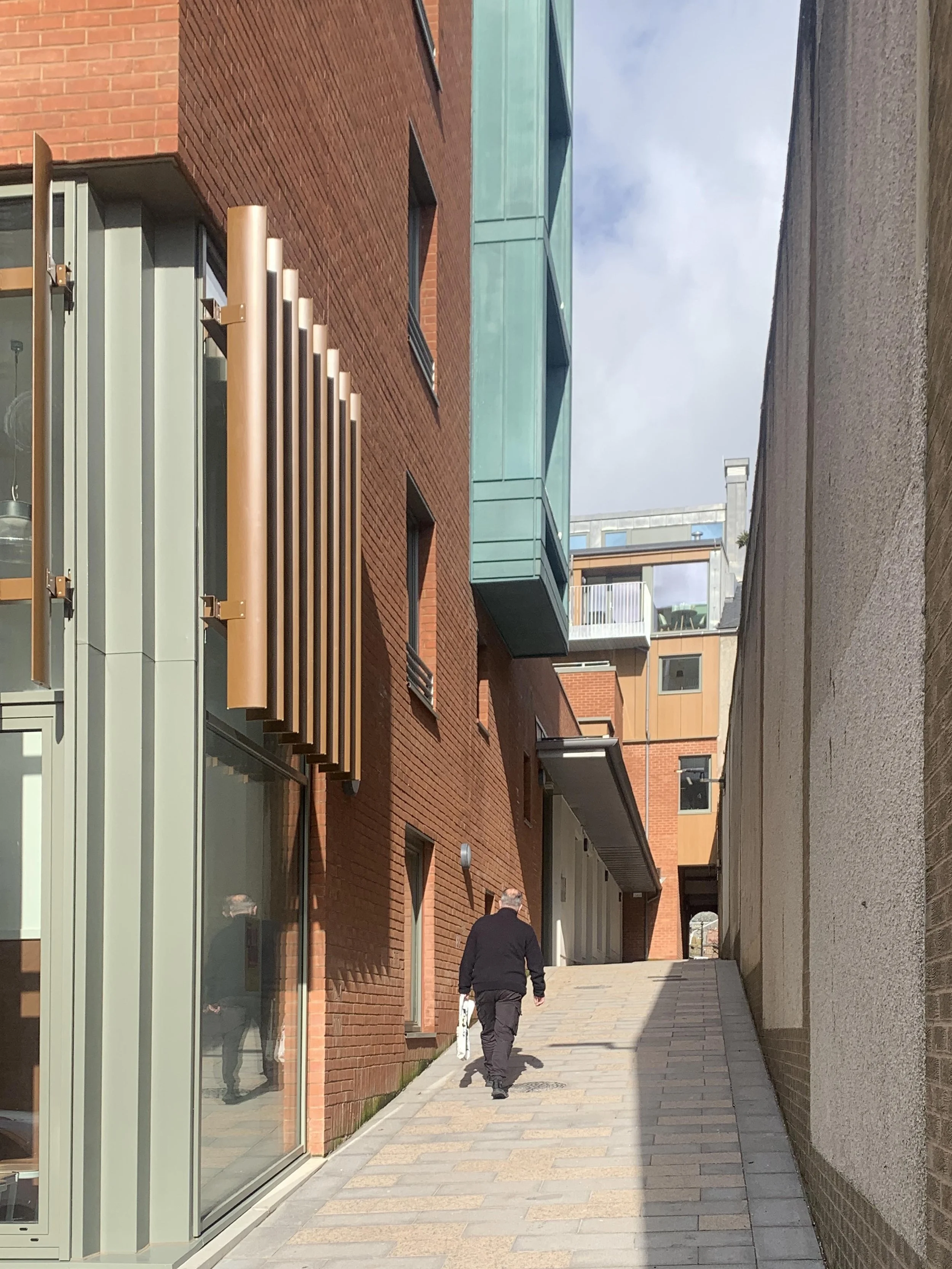 1 Standard Close .jpg