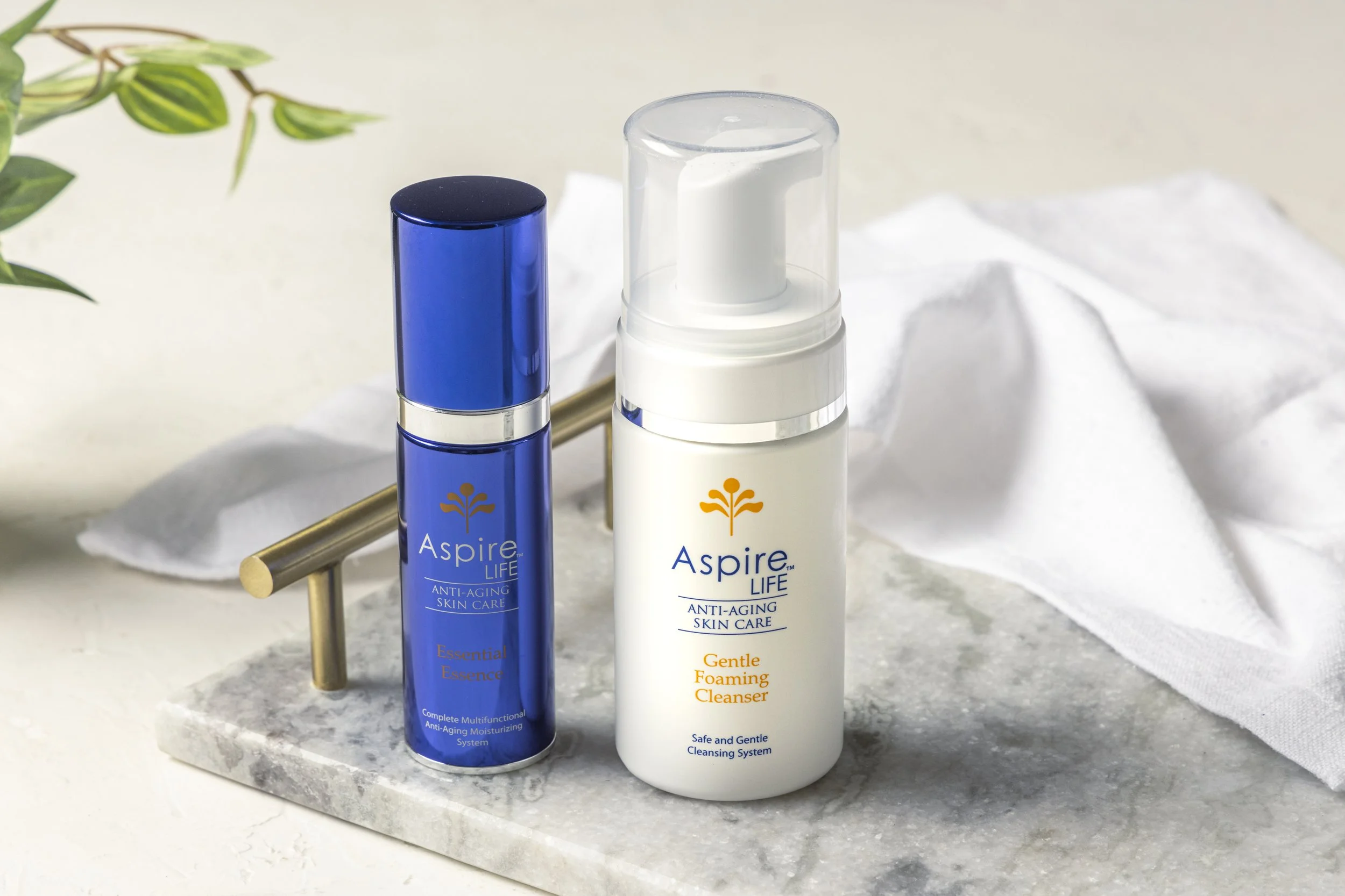 essential essence_gentle cleanser_01_jwb.jpg