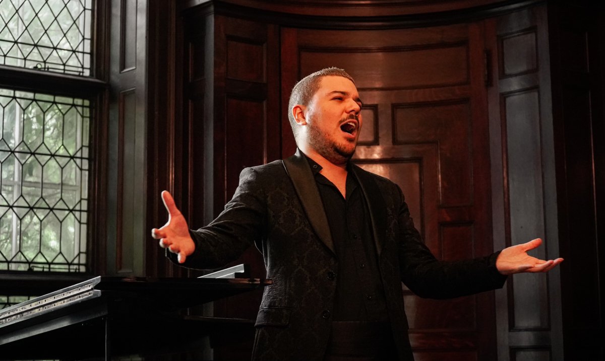 Eduardo Pacheco, tenor.jpeg