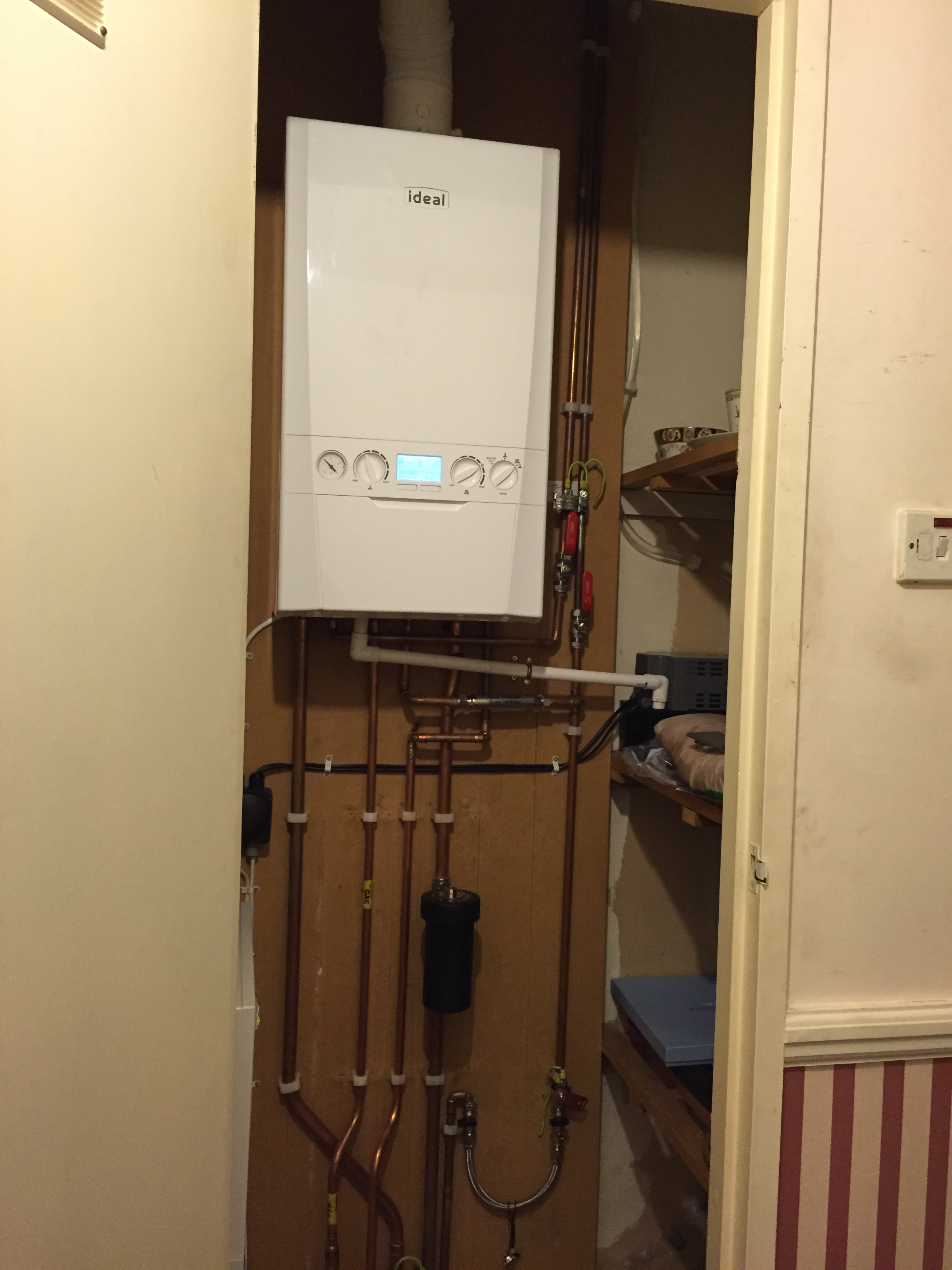 New Ideal Logic plus boiler to replace existing Potterton boiler.JPG