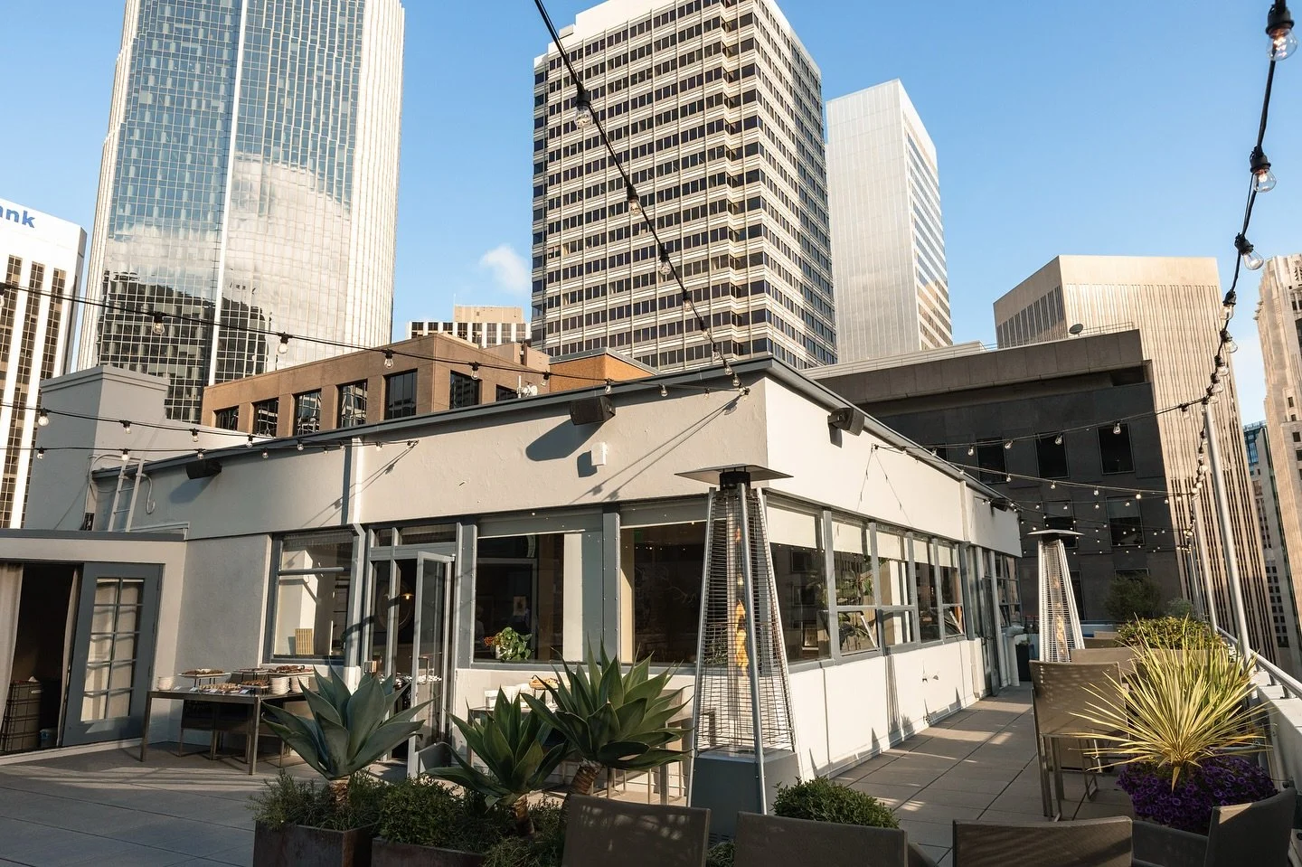 Soak up the San Francisco sunshine while it lasts 🌞 September &amp; October are our city&rsquo;s warmest months! Book your date before summer ends (by September 22) &amp; enjoy 15% off your event ✨ DM for more information #thenewhallnest #thenest