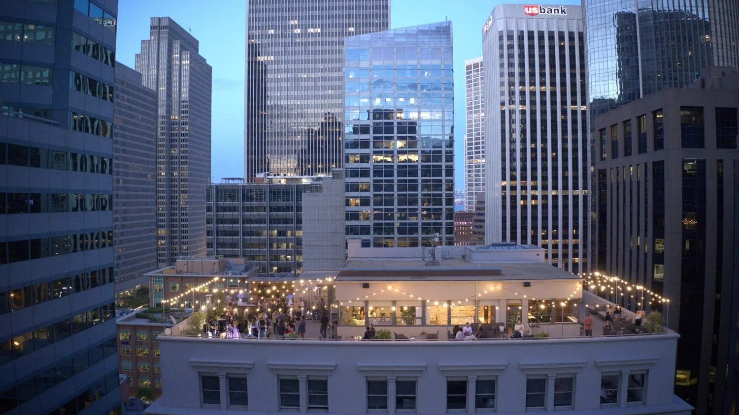 Perched above the heart of downtown, Newhall Nest is where city energy meets elevated vibes. Twinkle lights, skyline views, and the perfect backdrop for your next unforgettable event. 🌆🥂

Whether it&rsquo;s a private celebration, corporate mixer, o