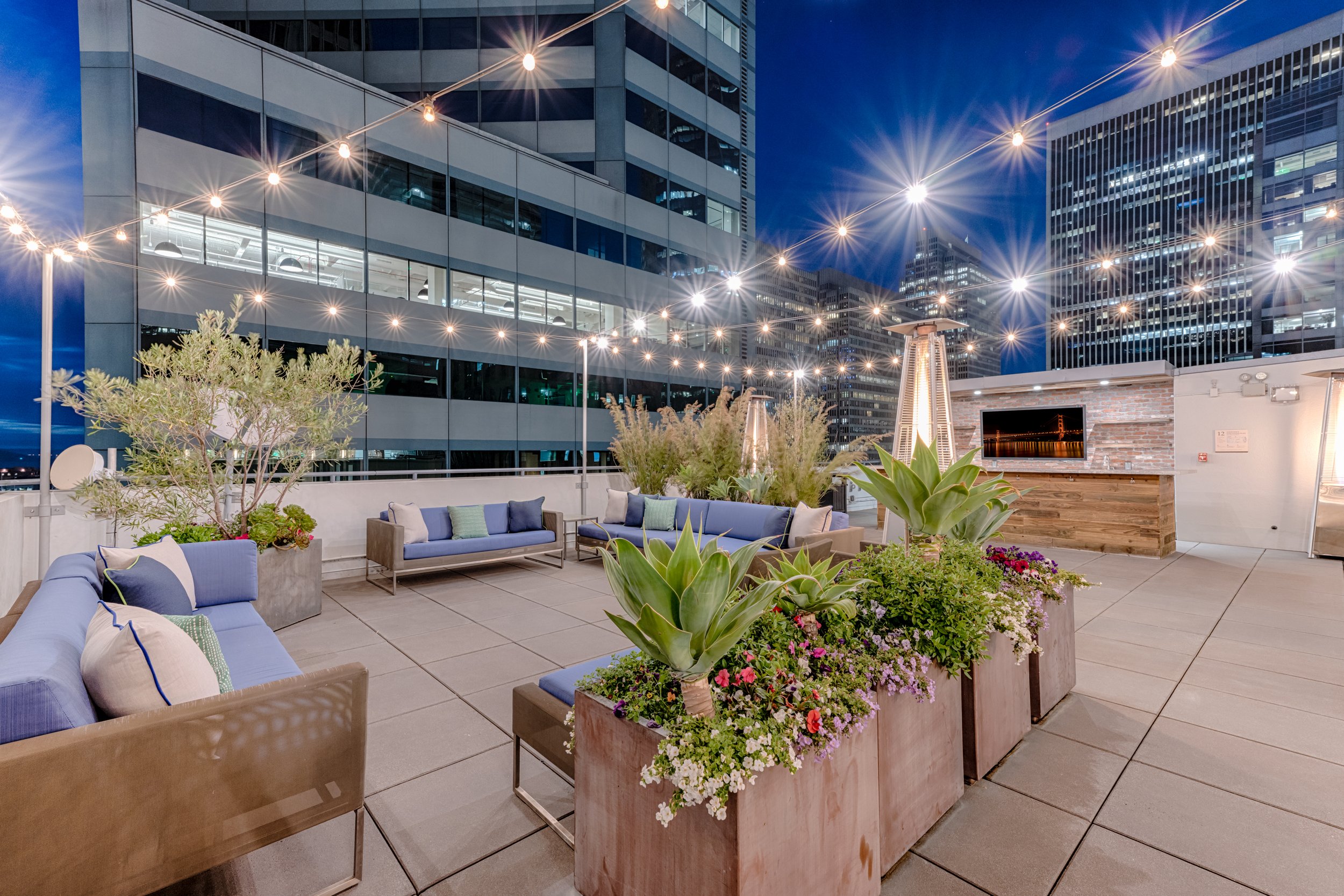 Deck Seating Night 2a-4.jpg