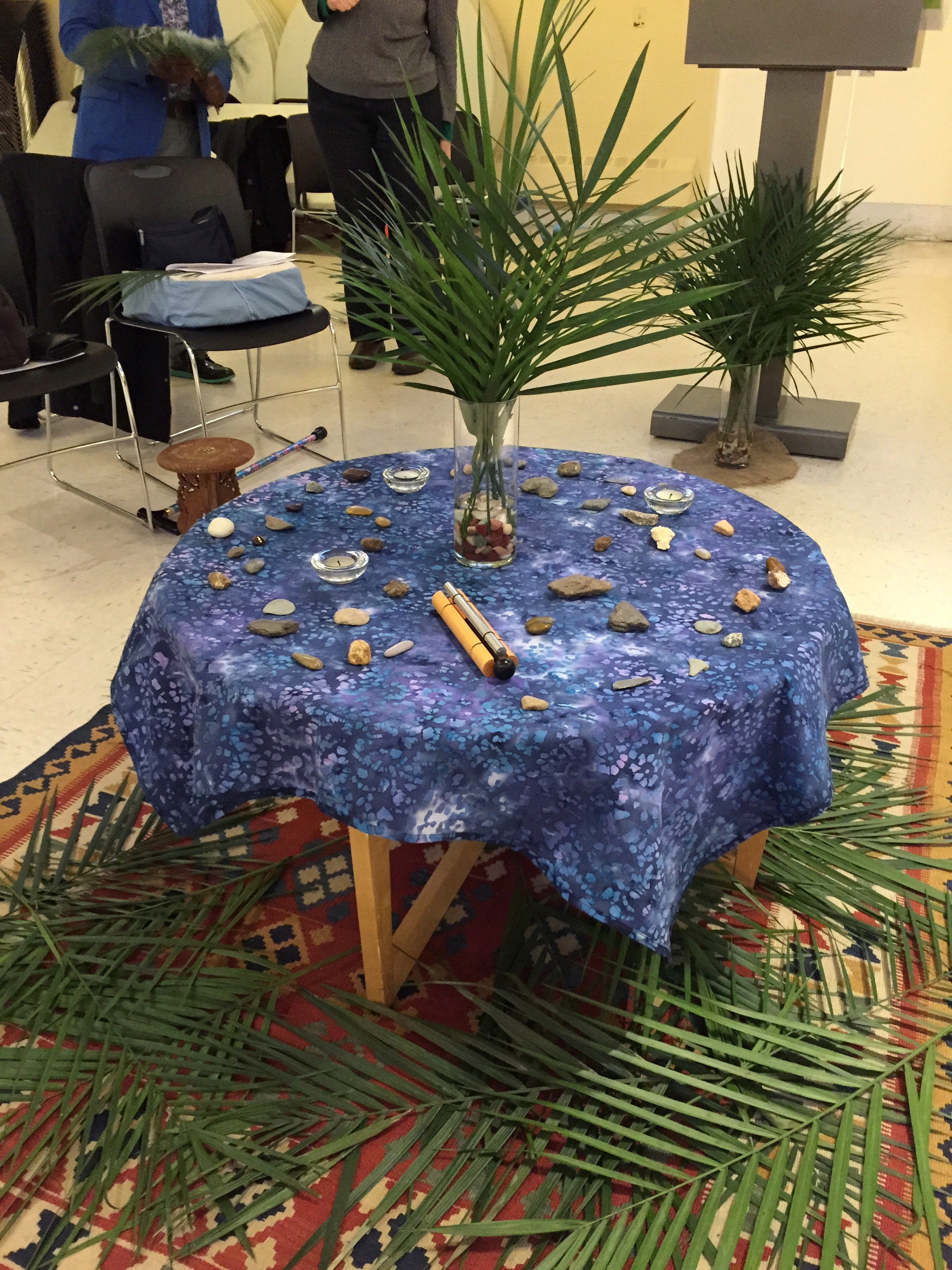 Palm Sunday Center Table 2016.JPG