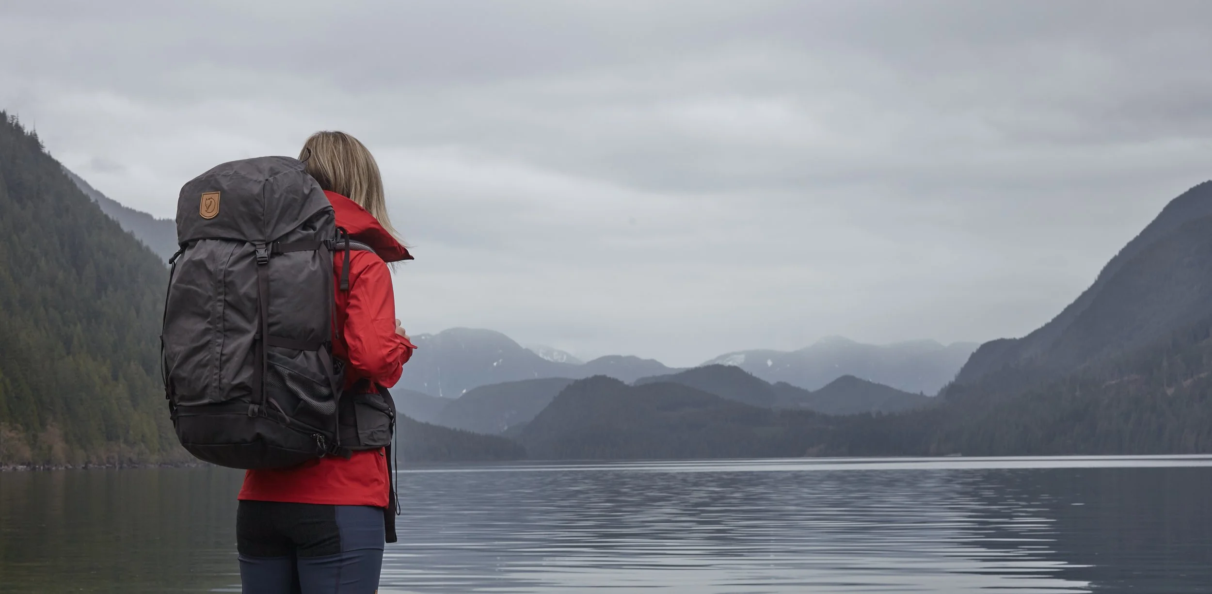 Fjallraven_Lifestyle_89600KebEco-ShellJacketW_1541.jpg
